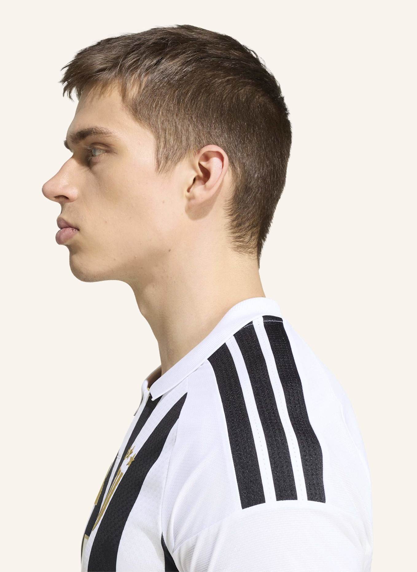 adidas JUVENTUS TURIN 26/27 AUTHENTIC HEIMTRIKOT: WEISS/ SCHWARZ