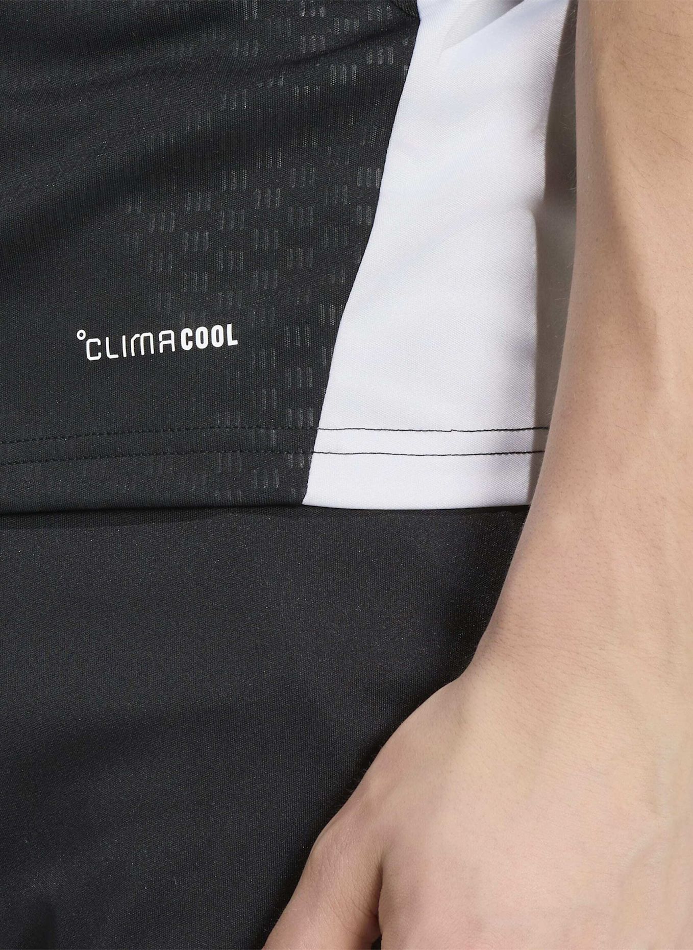 adidas LIVERPOOL FC 26/27 TIRO TRAININGSTRIKOT: SCHWARZ