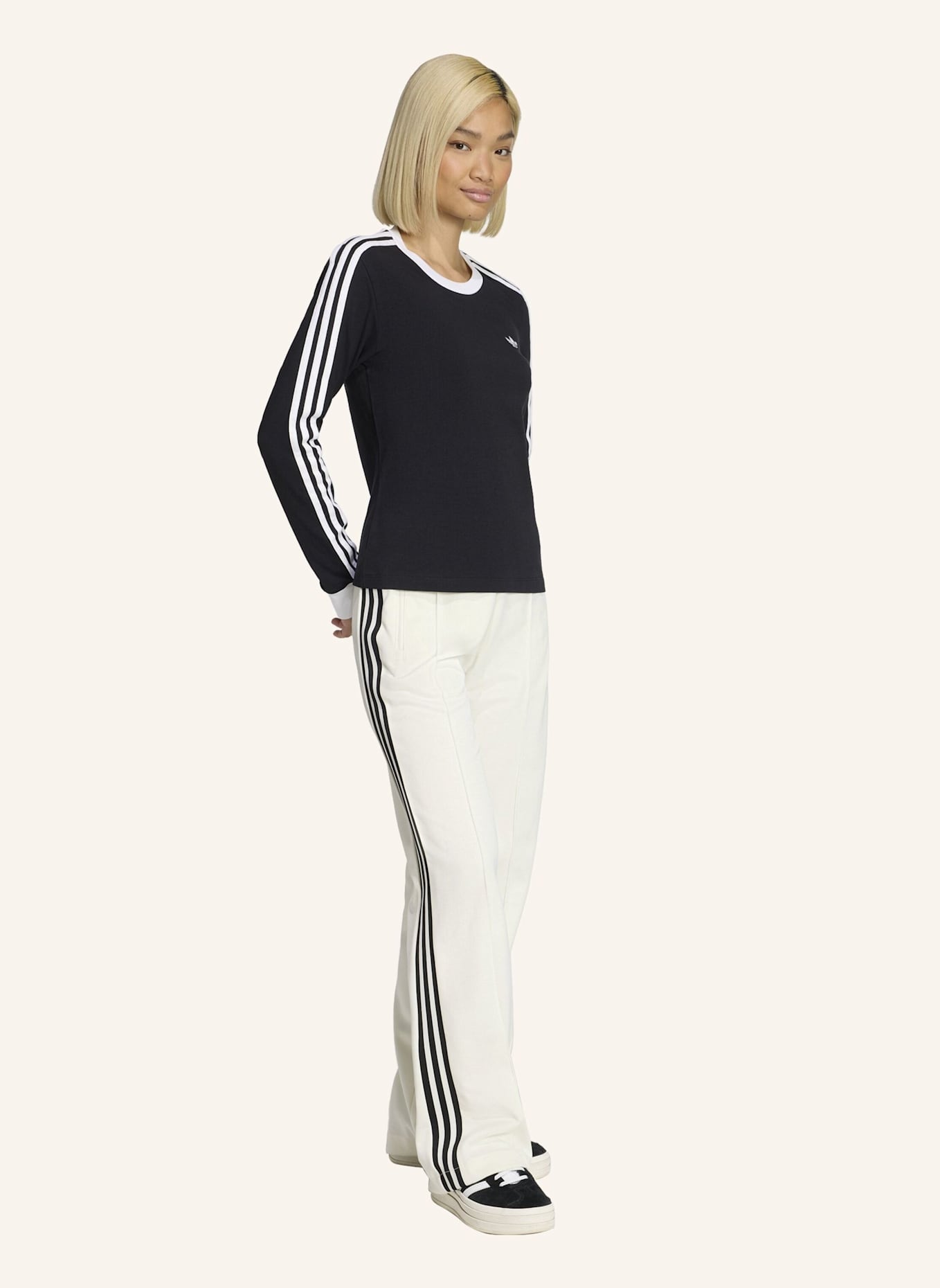 adidas Originals 3-STREIFEN LANGÄRMLIGES SHIRT, SCHMAL GESCHNITTEN: SCHWARZ/ WEISS