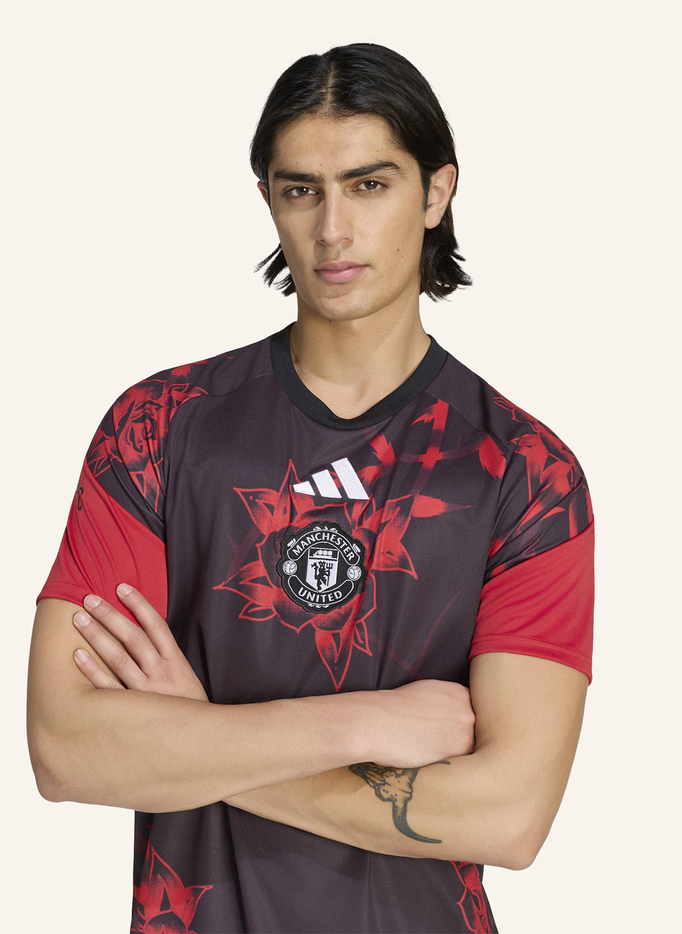 adidas MANCHESTER UNITED 26/27 PRE-MATCH TRIKOT: SCHWARZ