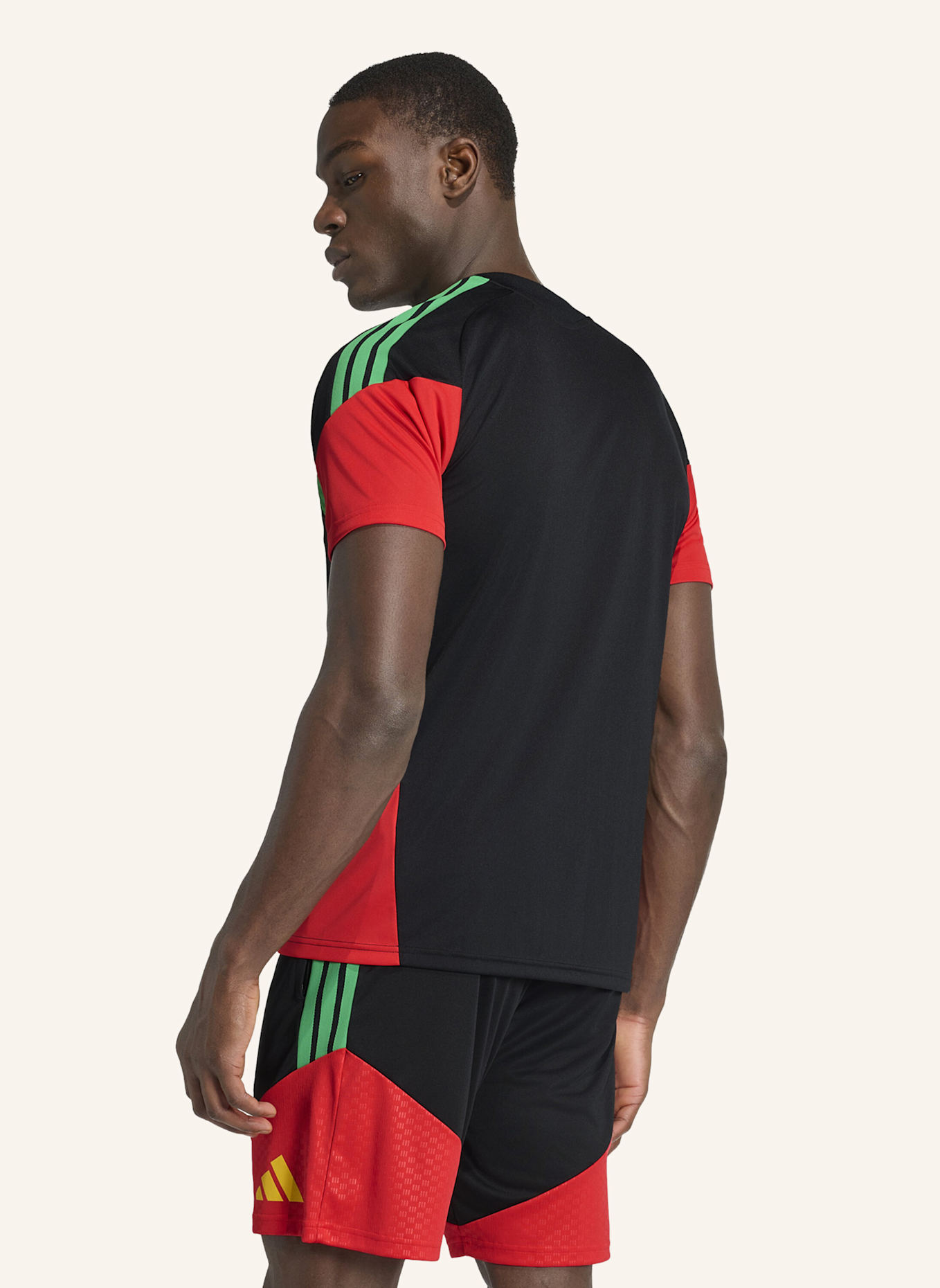 adidas JAMAIKA 26 X BOB MARLEY TIRO TRAININGSTRIKOT: SCHWARZ