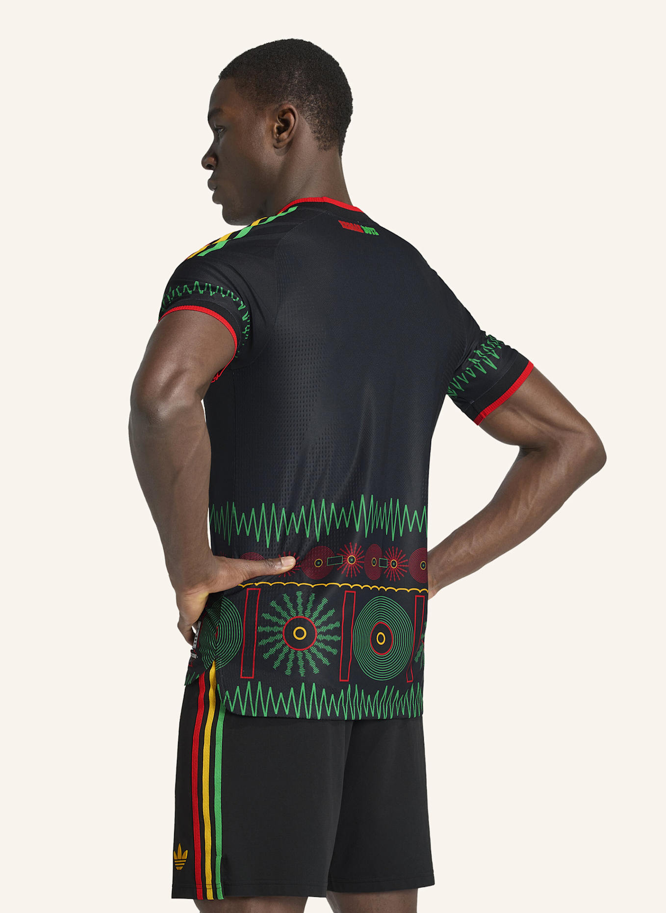 adidas JAMAIKA 26 X BOB MARLEY AUTHENTIC AUSWÄRTSTRIKOT: SCHWARZ