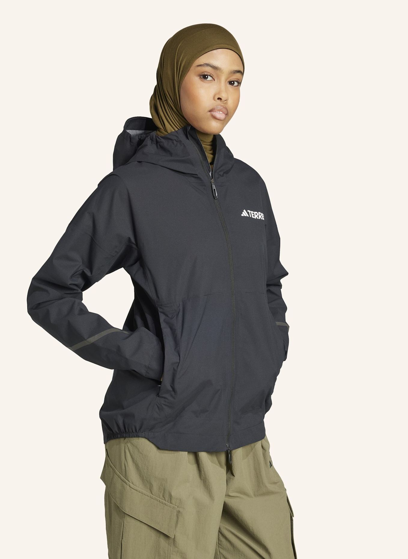adidas TERREX TERREX XPERIOR 2.5 LAYER LIGHT CLIMAPROOF JACKE: SCHWARZ