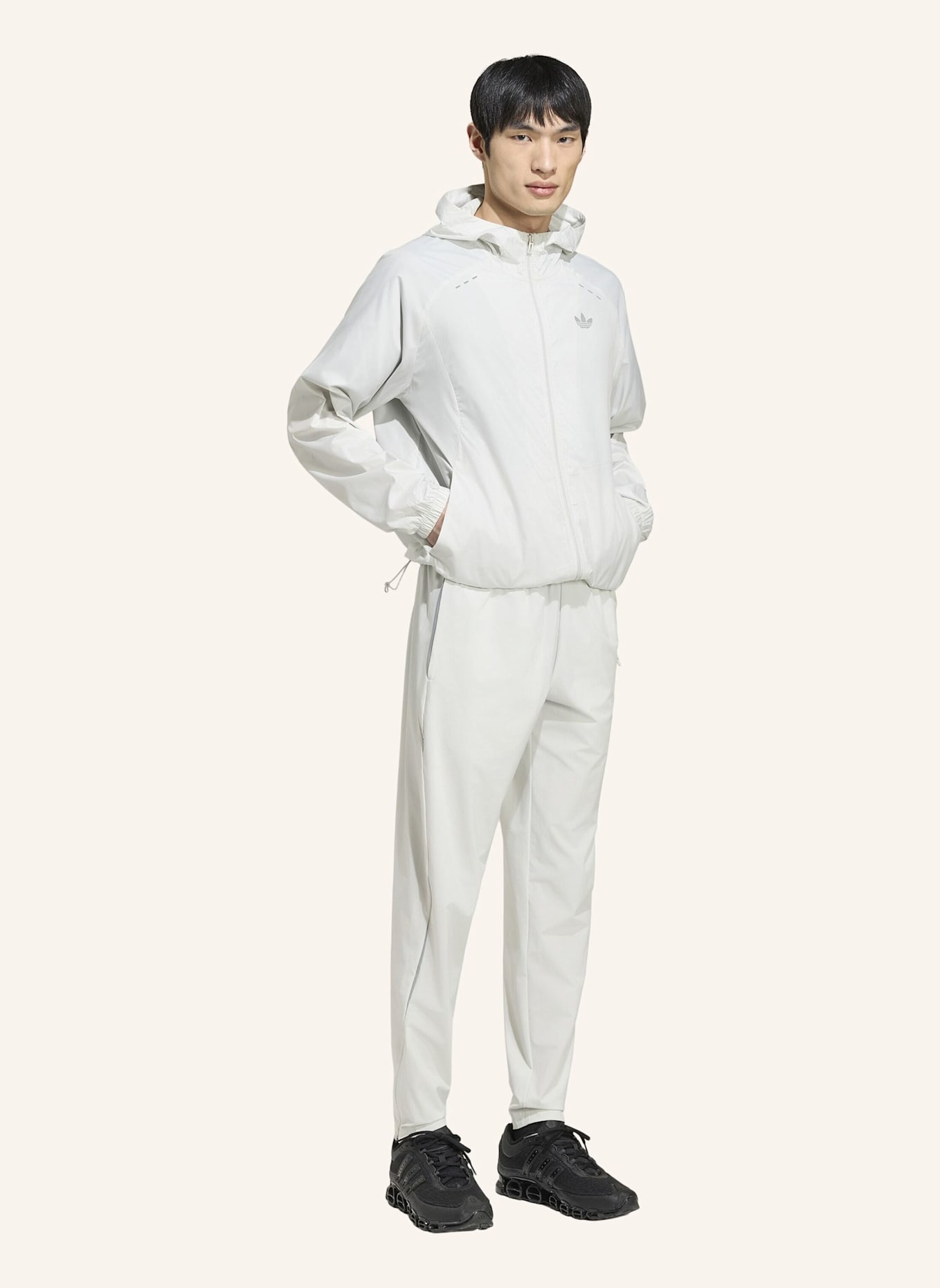 adidas Originals TECH TREFOIL ESSENTIALS ORIGINALS JACKE, KAPUZE, DURCHGEHENDER REISSVERSCHLUSS: GRAU