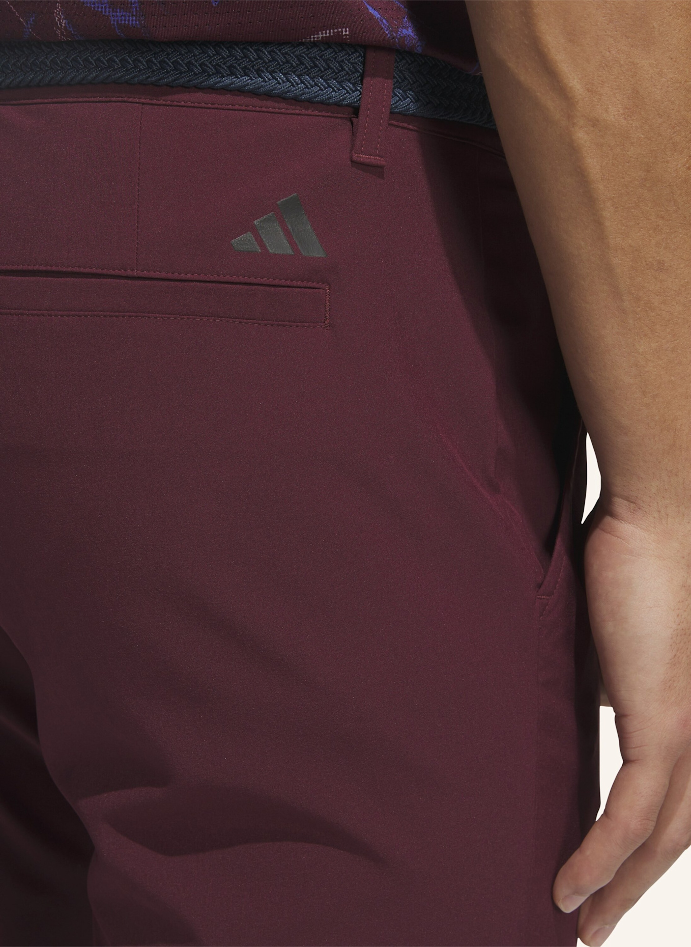 adidas ULTIMATE365 TAPERED GOLFHOSE: ROT