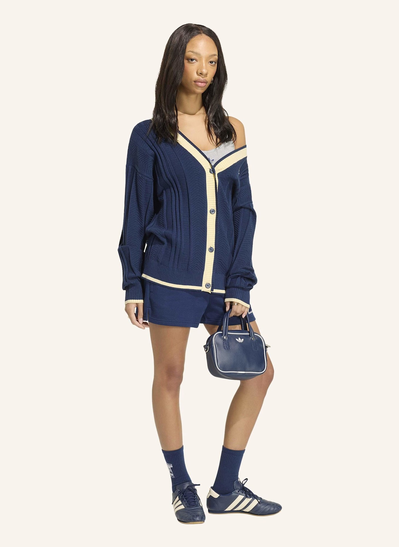 adidas Originals ZOPFMUSTER-STRICKJACKE: BLAU