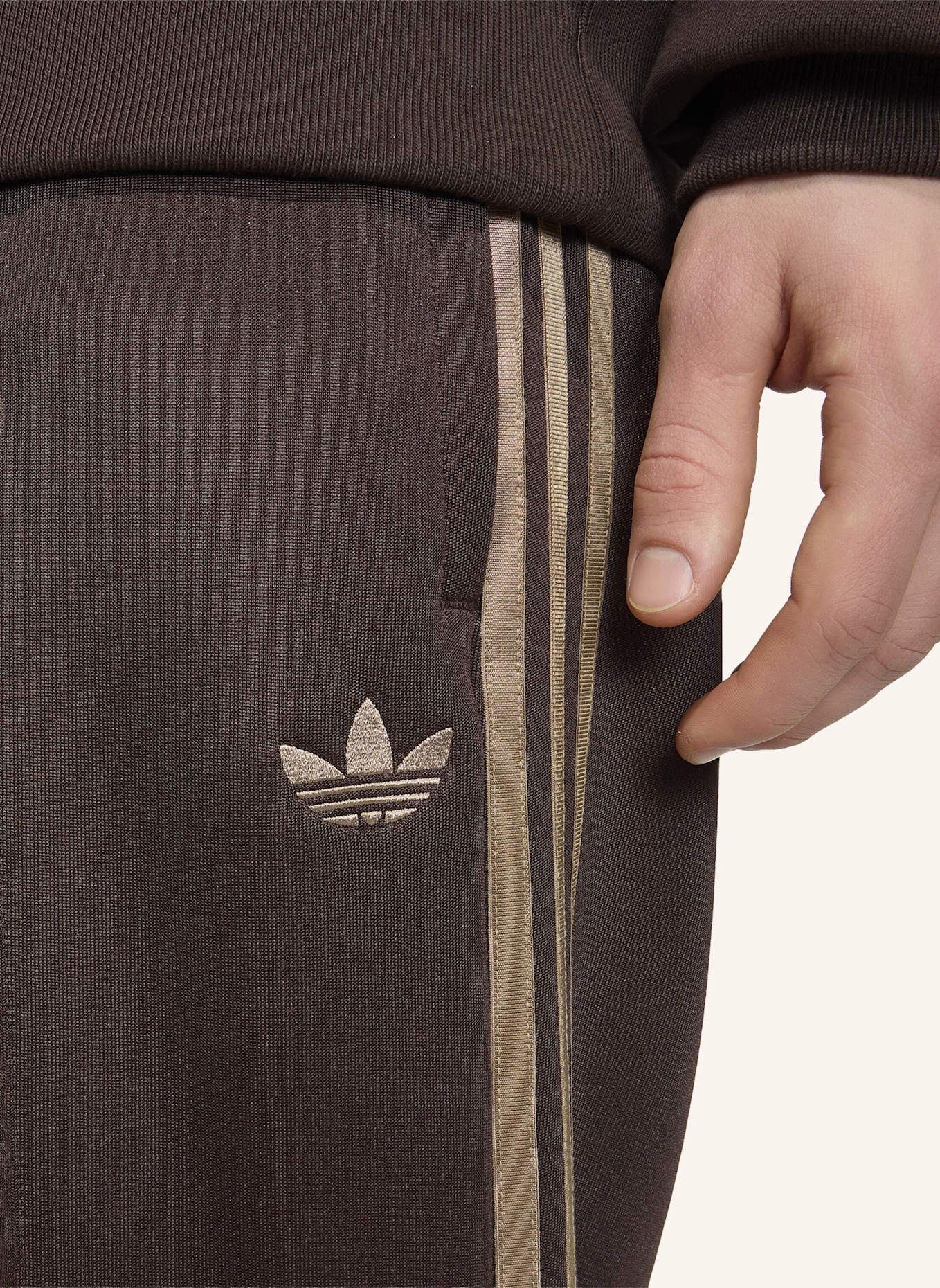 adidas Originals ADIDAS ADICOLOR BAGGY-TRAININGSHOSE, SPACER-MATERIAL: BRAUN