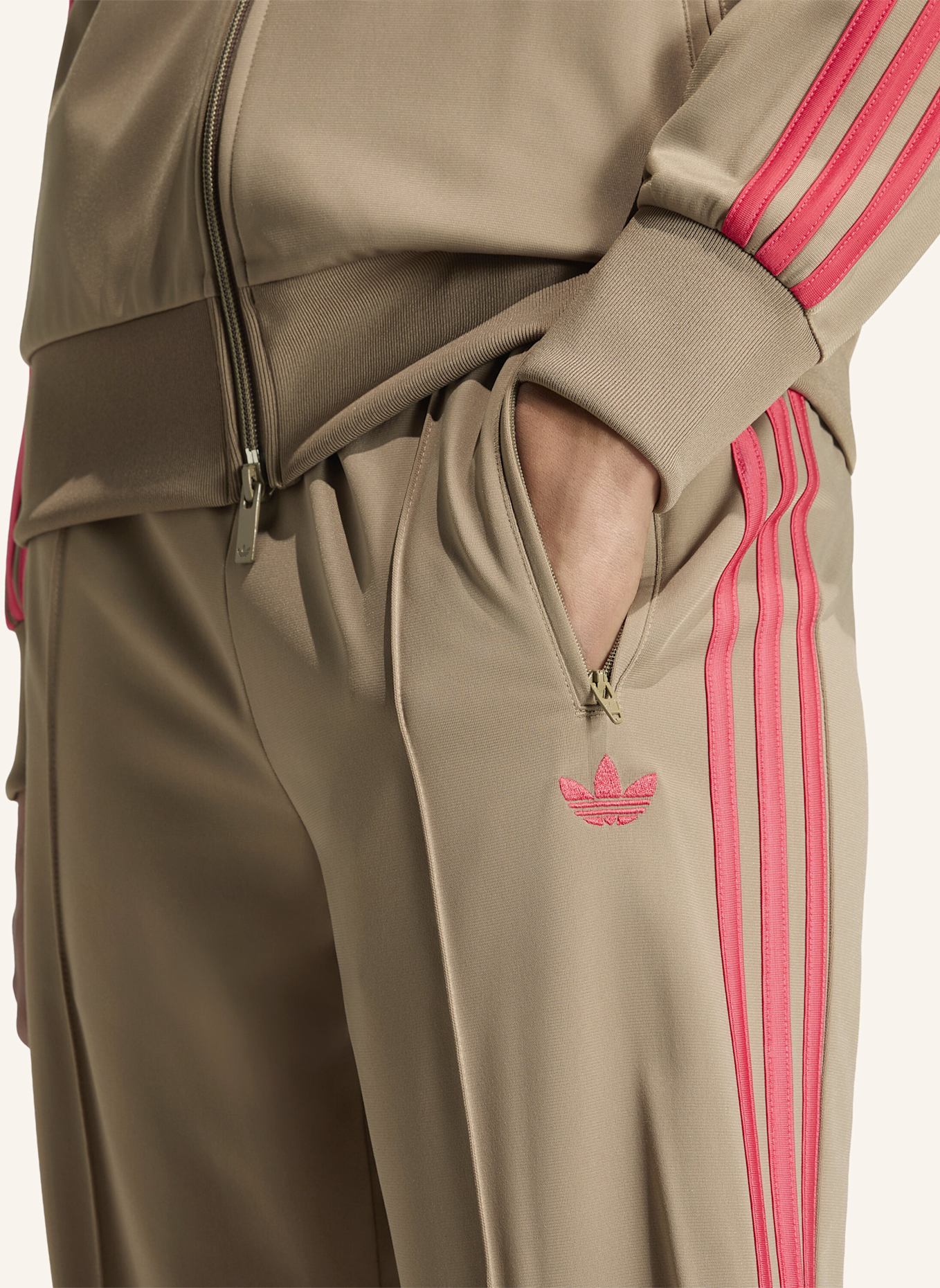 adidas Originals Track Pants FB LOOSE: KHAKI/ ROSA