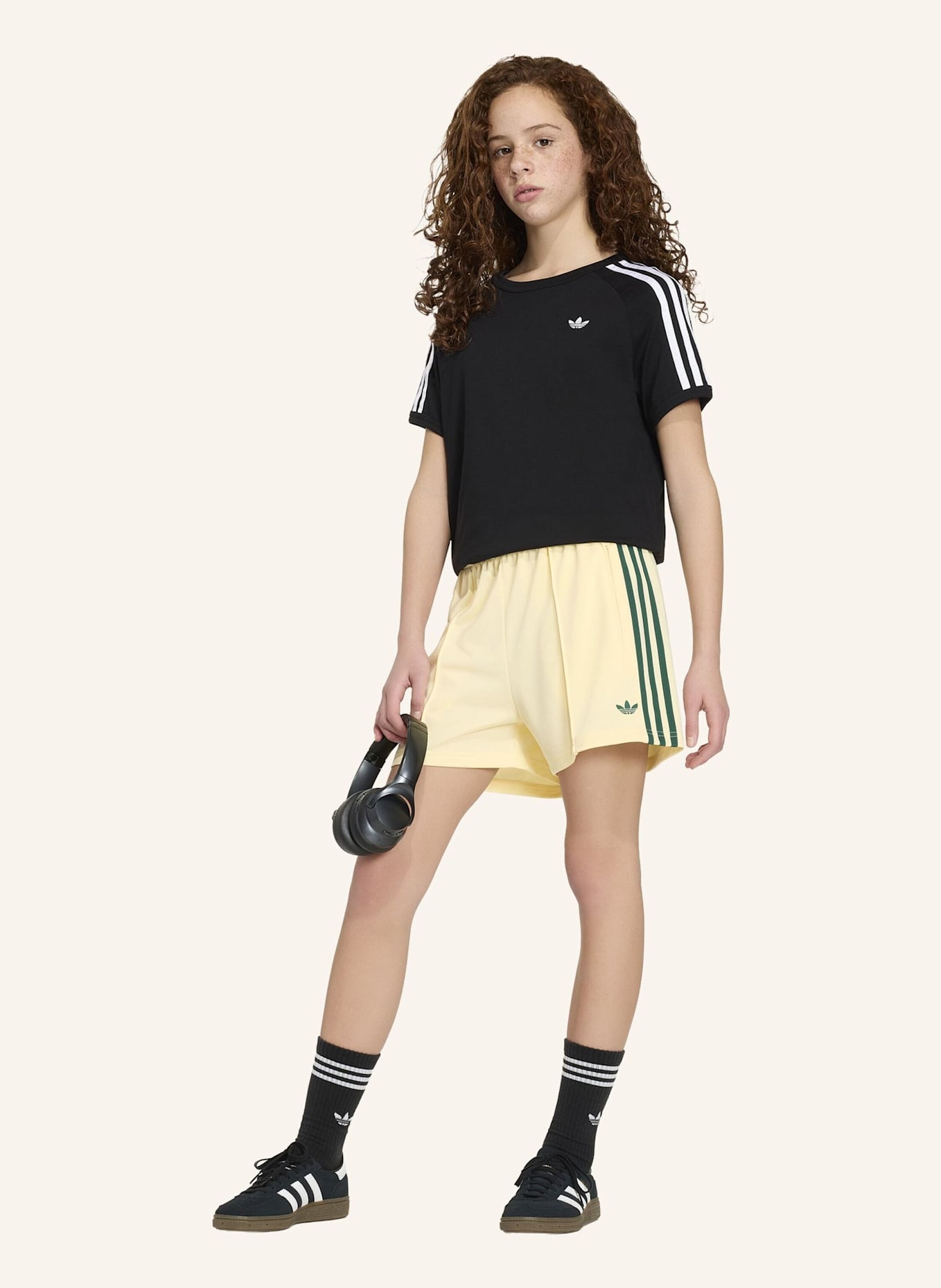 adidas Originals Shorts FIREBIRD: CREME