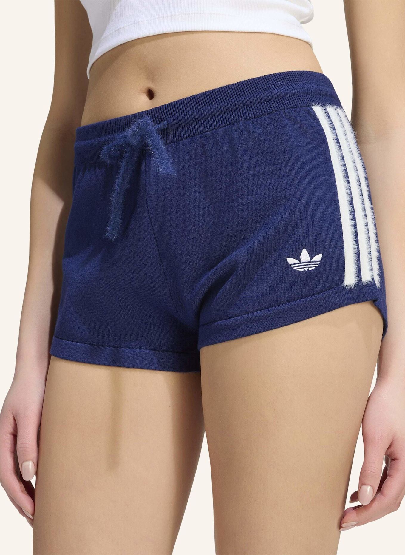 adidas Originals STRICKSHORTS: BLAU/ WEISS