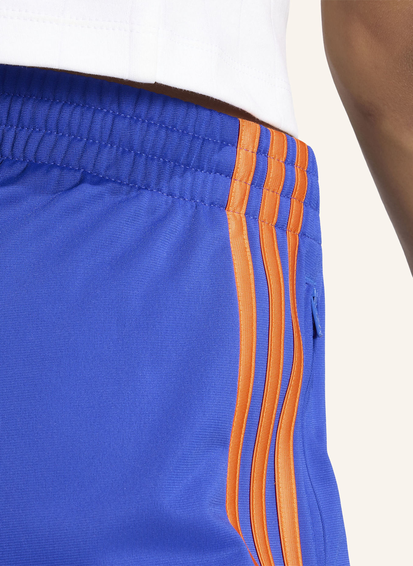 adidas Originals Shorts FIREBIRD: ORANGE