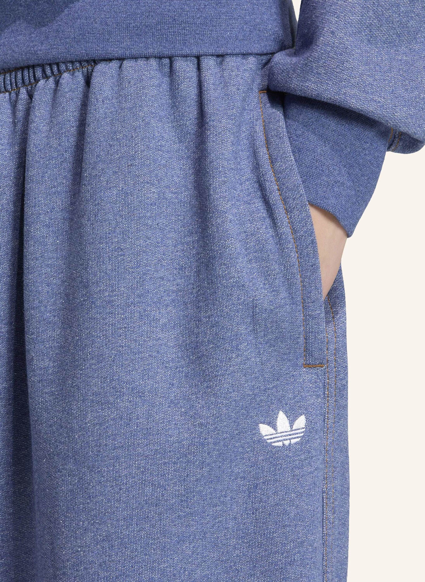 adidas Originals TREFOIL ESSENTIALS BAGGY-HOSE, MELIERT, BEINABSCHLÜSSE OHNE SAUM: BLAU