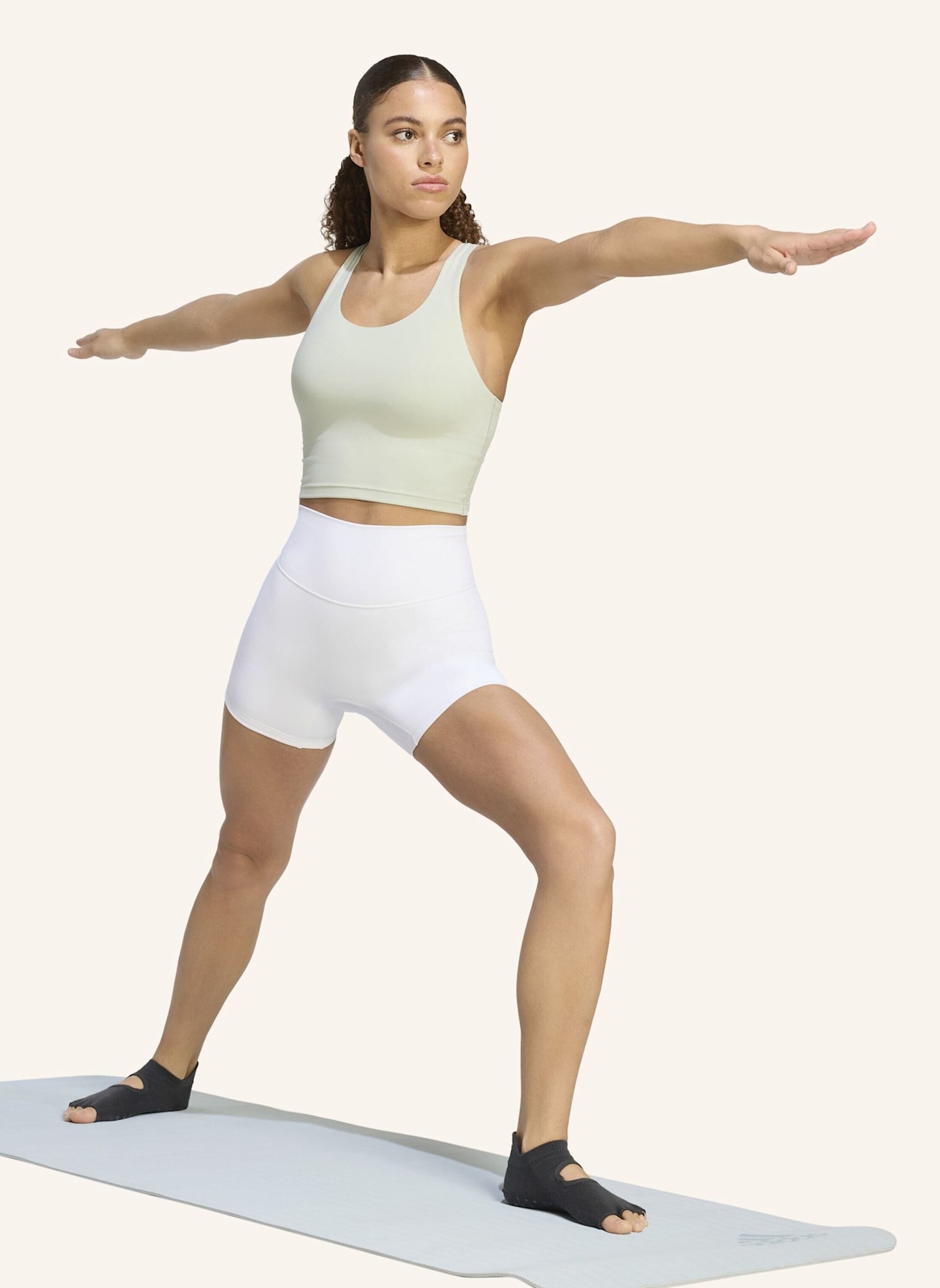 adidas Cropped-Top ALL ME MEDIUM: GRÜN