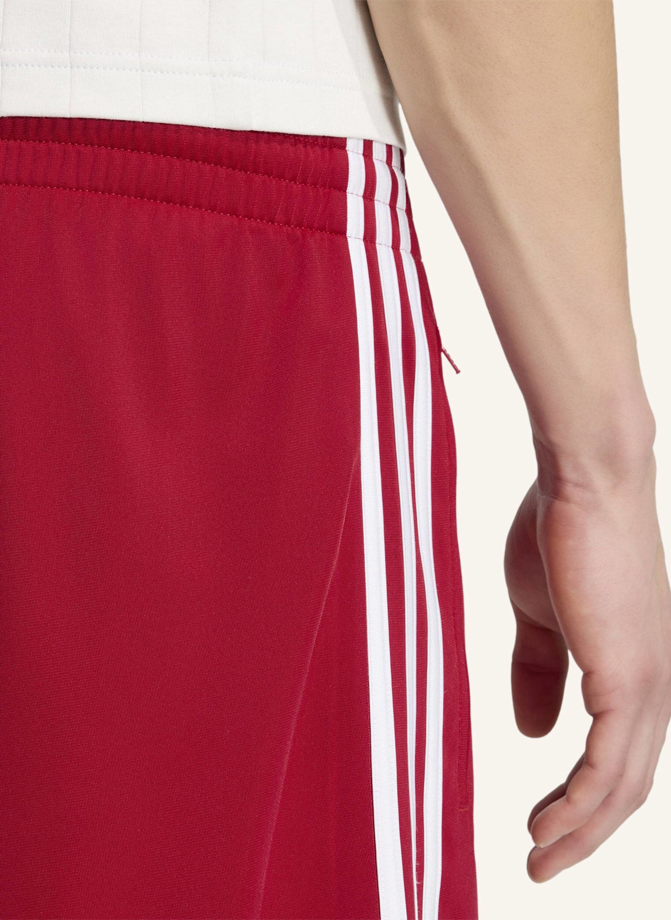 adidas Originals FIREBIRD SHORTS: WEISS