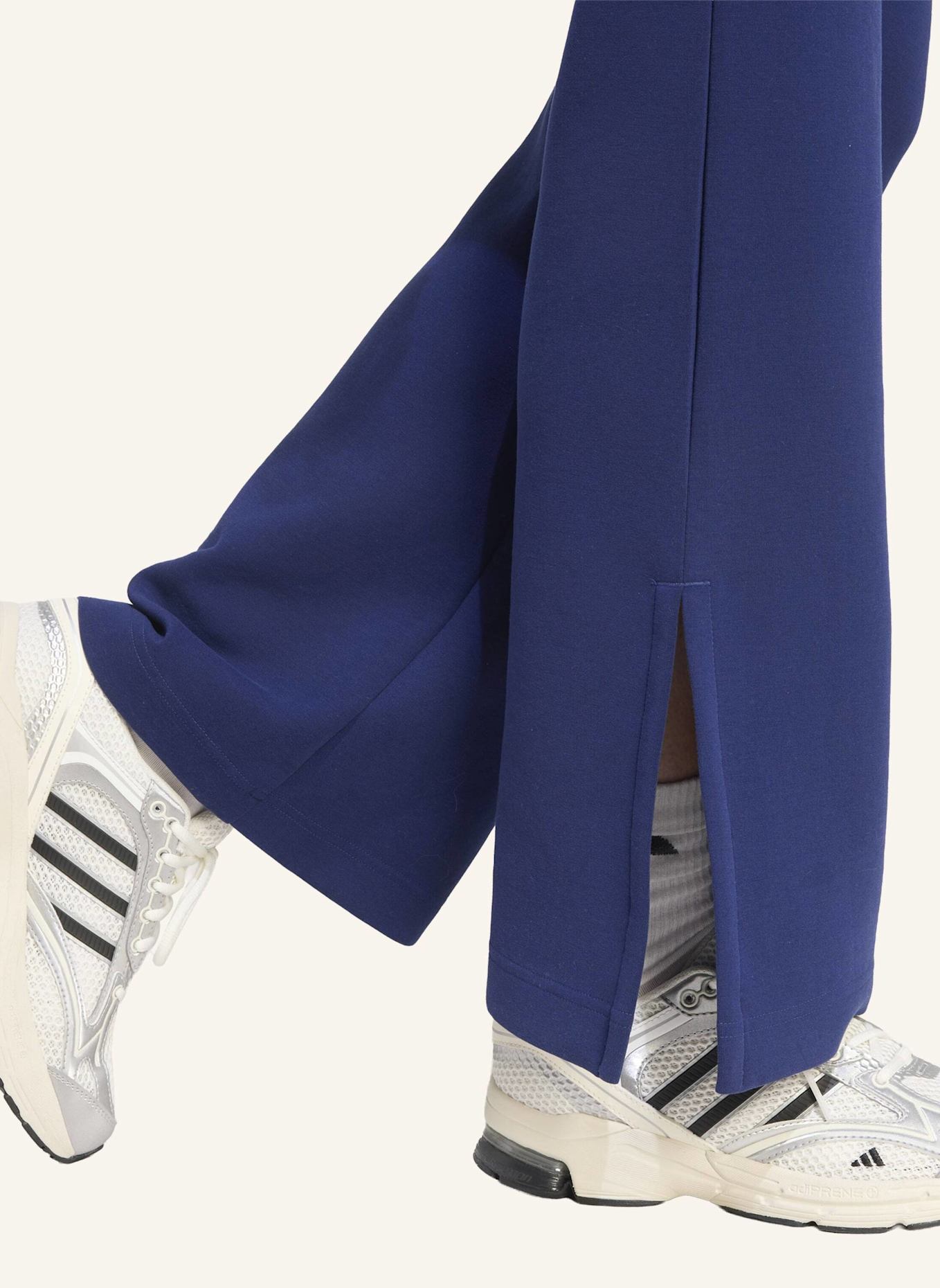 adidas SOFT LUX AUSGESTELLTE HOSE: BLAU