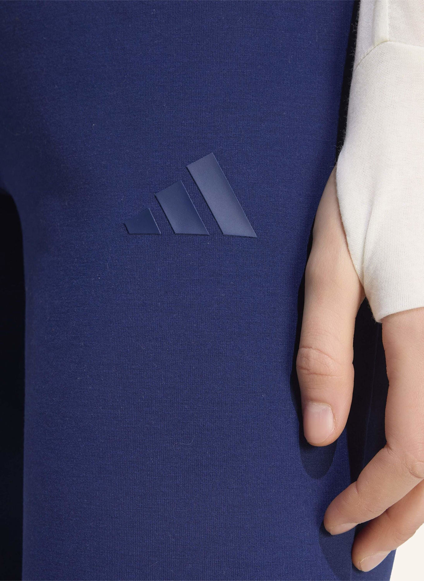 adidas SOFT LUX AUSGESTELLTE HOSE: BLAU