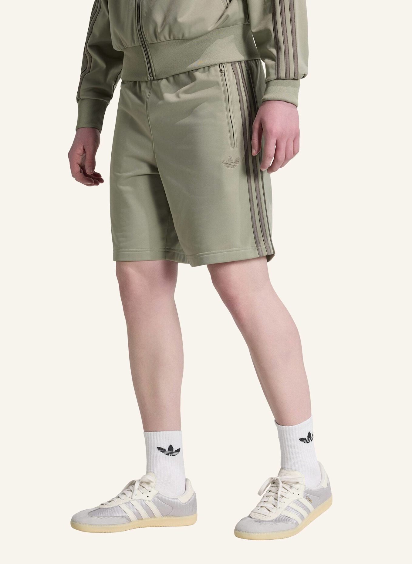 adidas Originals FIREBIRD SHORTS: SILBER