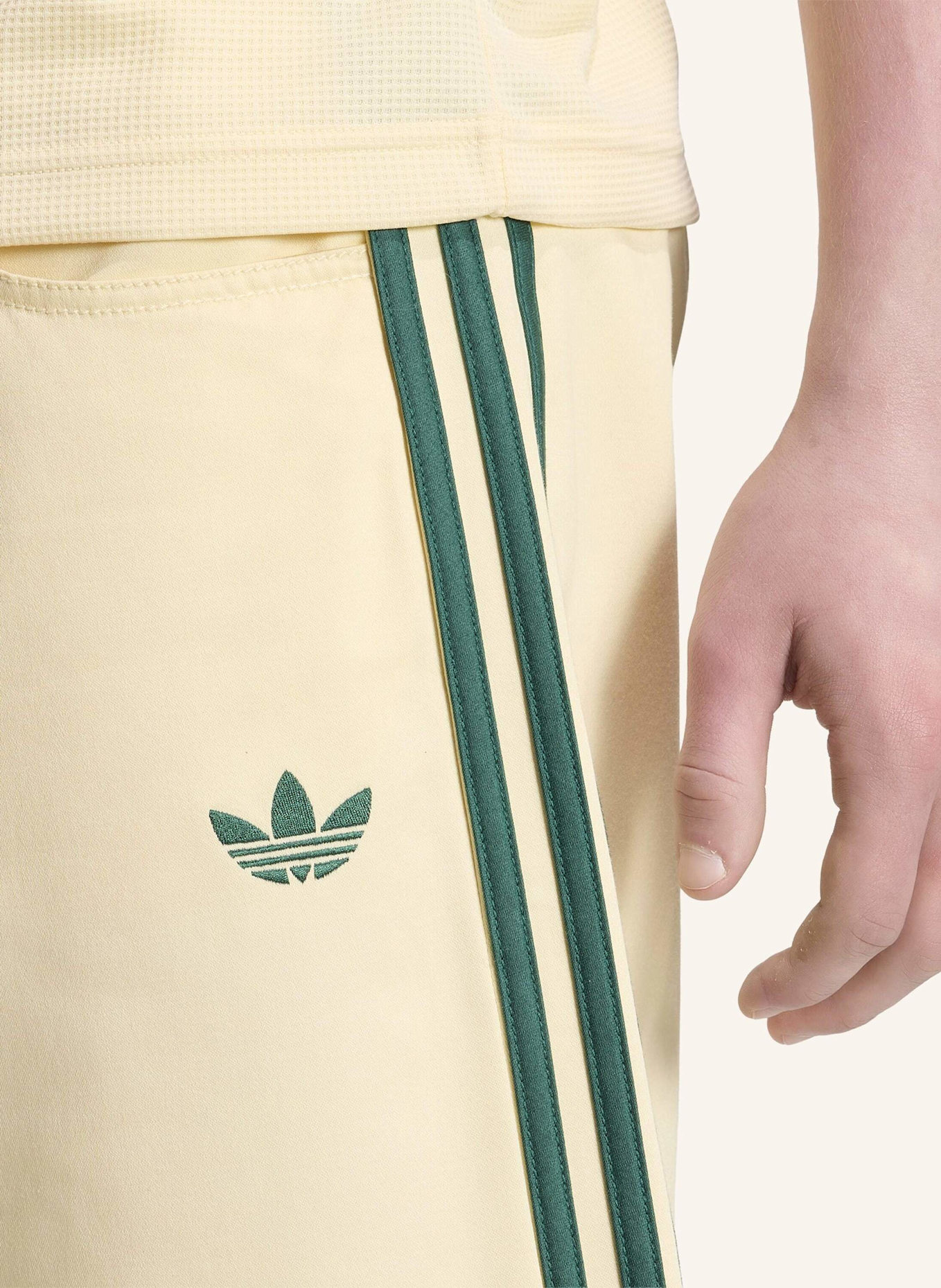 adidas Originals FIREBIRD JORTS, TWILL: CREME