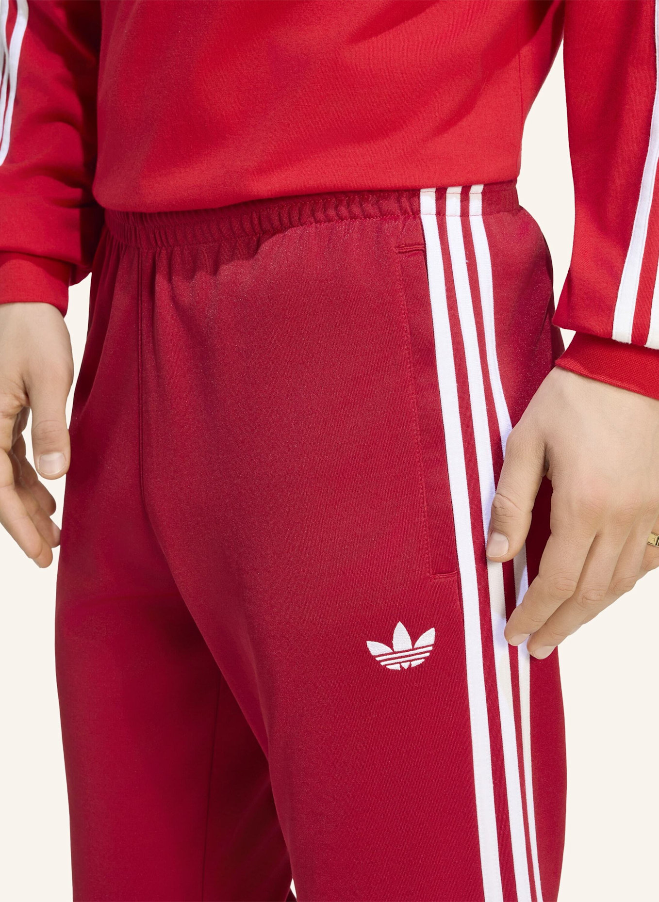 adidas Originals SST TRAININGSHOSE: ROT