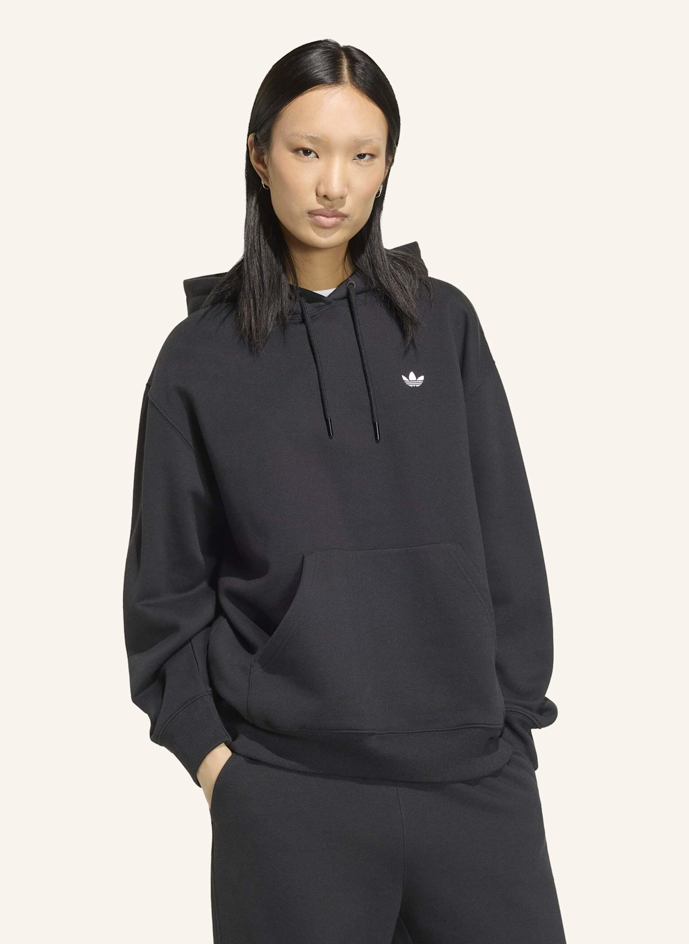 adidas Originals ESSENTIALS OVERSIZE FLEECE HOODIE: SCHWARZ
