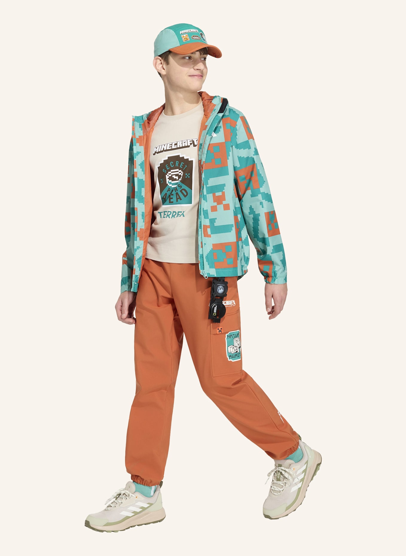 adidas TERREX ADIDAS MINECRAFT TERREX 2 LAYER CLIMAPROOF REGENJACKE: GRÜN/ ORANGE