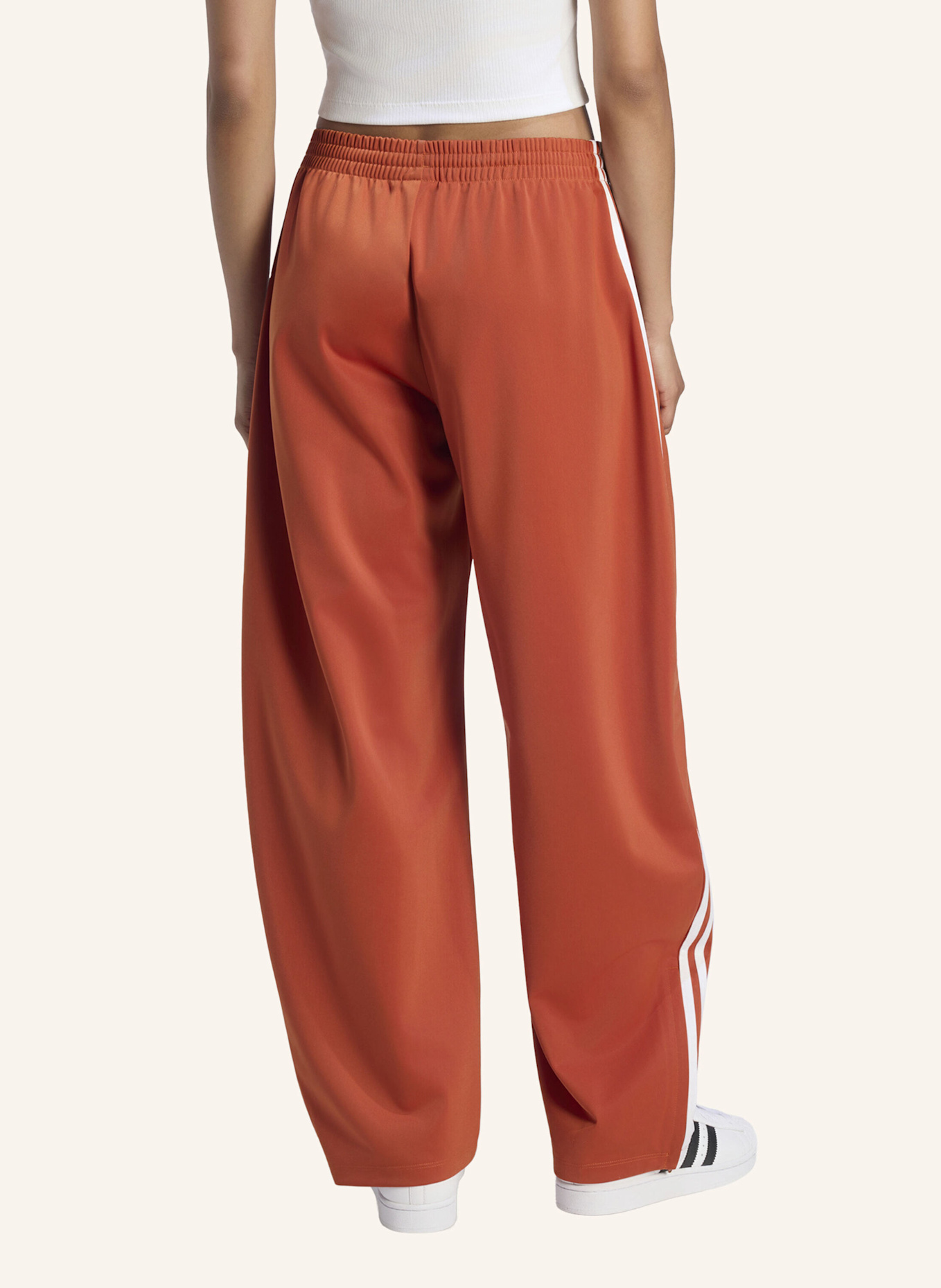 adidas Originals FIREBIRD BARREL-HOSE: ROT