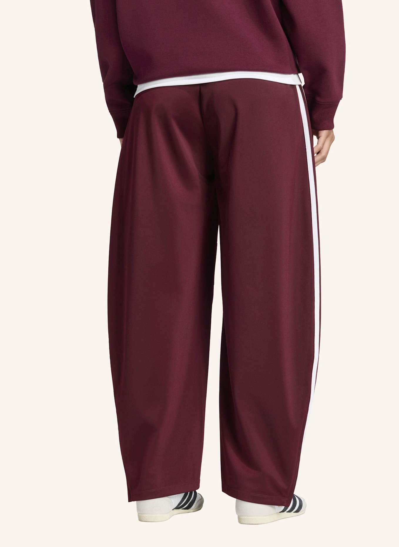 adidas Originals FIREBIRD BARREL-HOSE: ROT