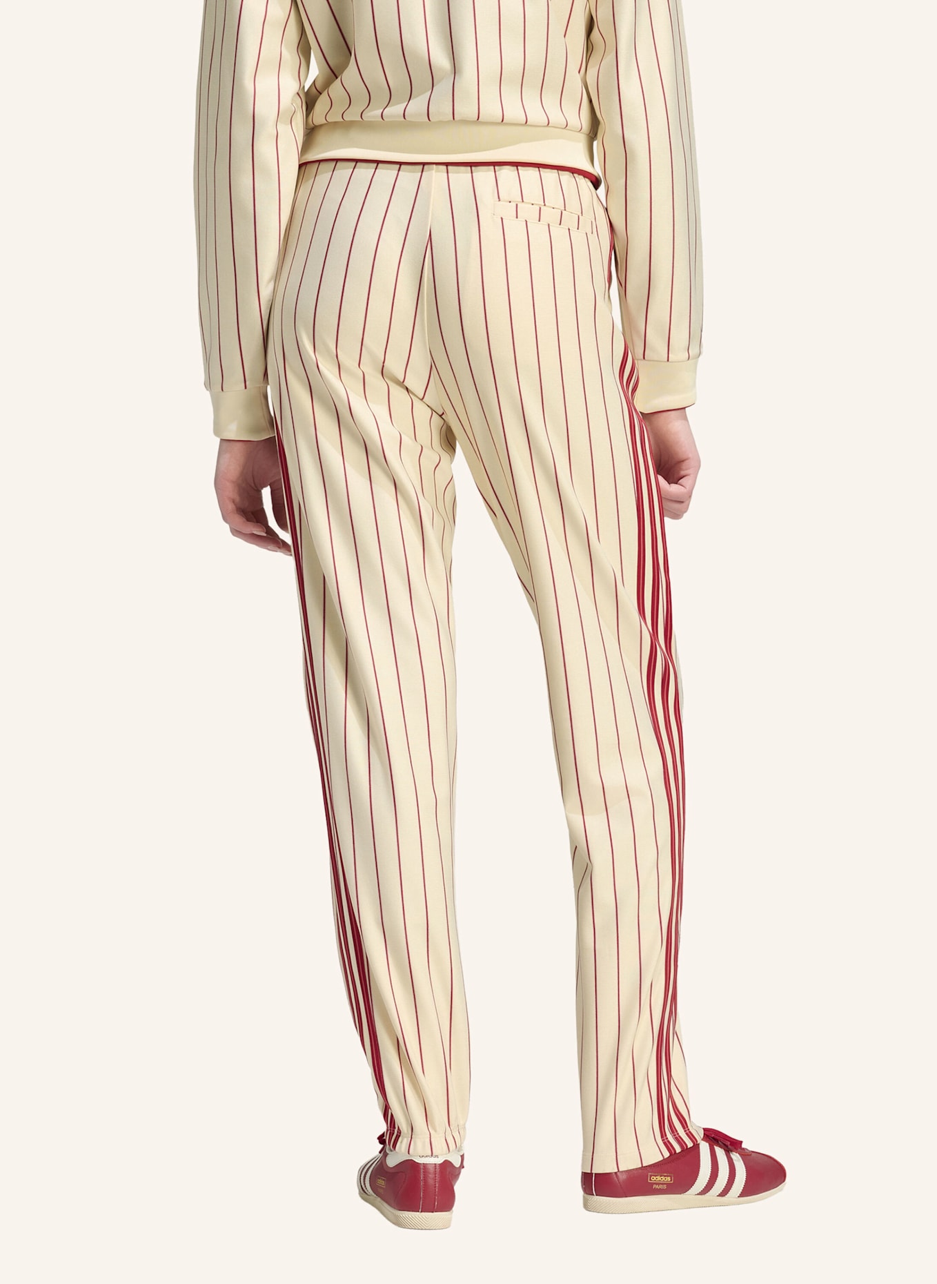 adidas Originals PINSTRIPE FIREBIRD TRAININGSHOSE: CREME/ ROT