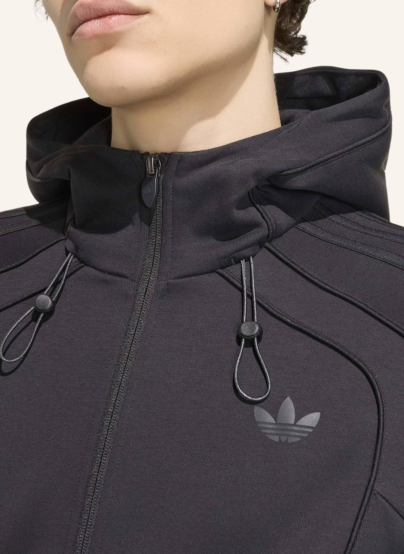 adidas Originals SPACER TEAMGEIST 26 CUTLINE KAPUZENJACKE: SCHWARZ