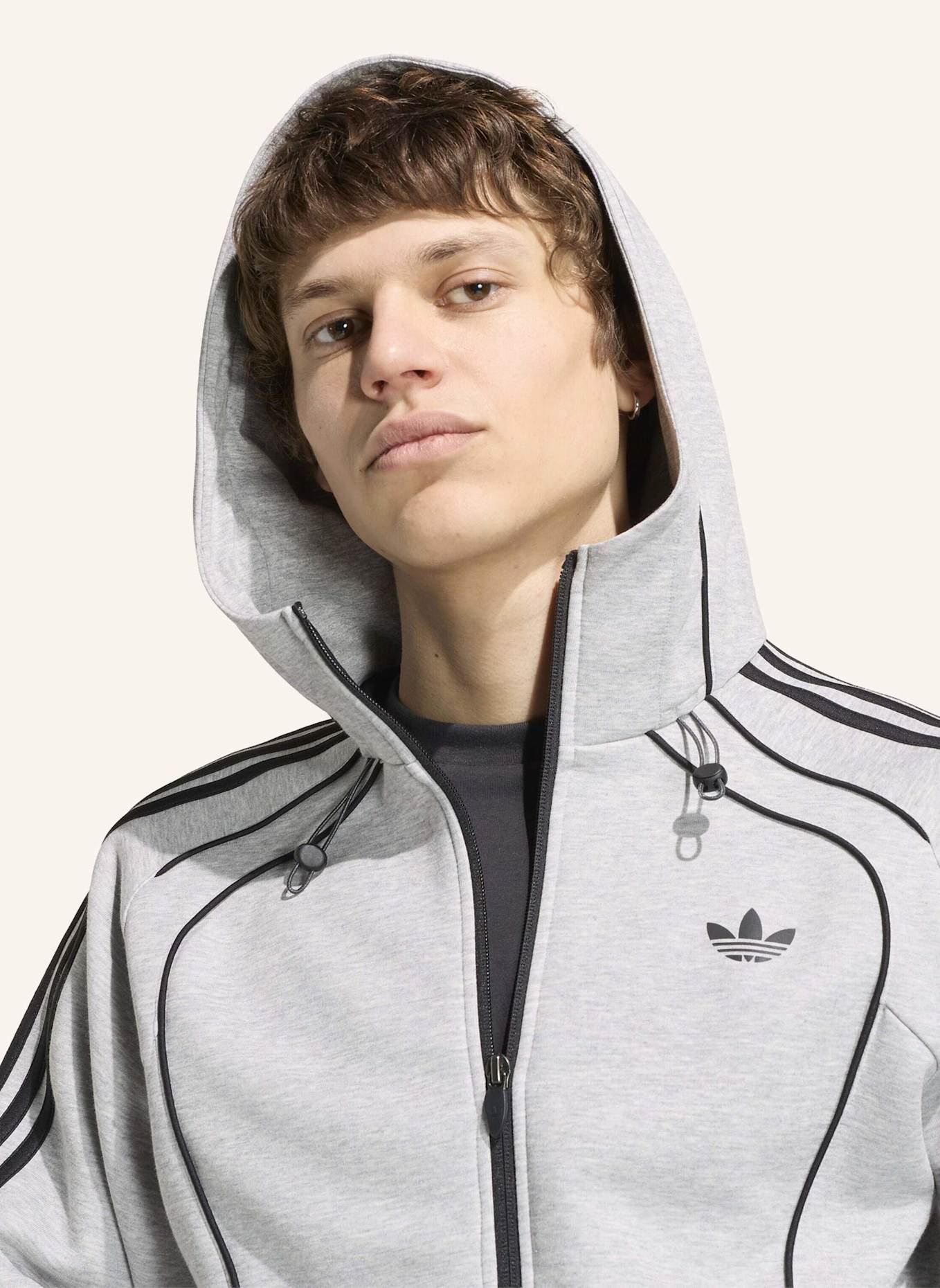 adidas Originals SPACER TEAMGEIST 26 CUTLINE KAPUZENJACKE: GRAU