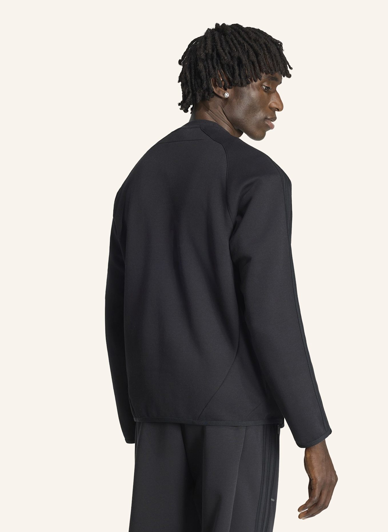 adidas Originals SPACER TEAMGEIST 26 CUTLINE SWEATSHIRT, RUNDHALSAUSSCHNITT: SCHWARZ