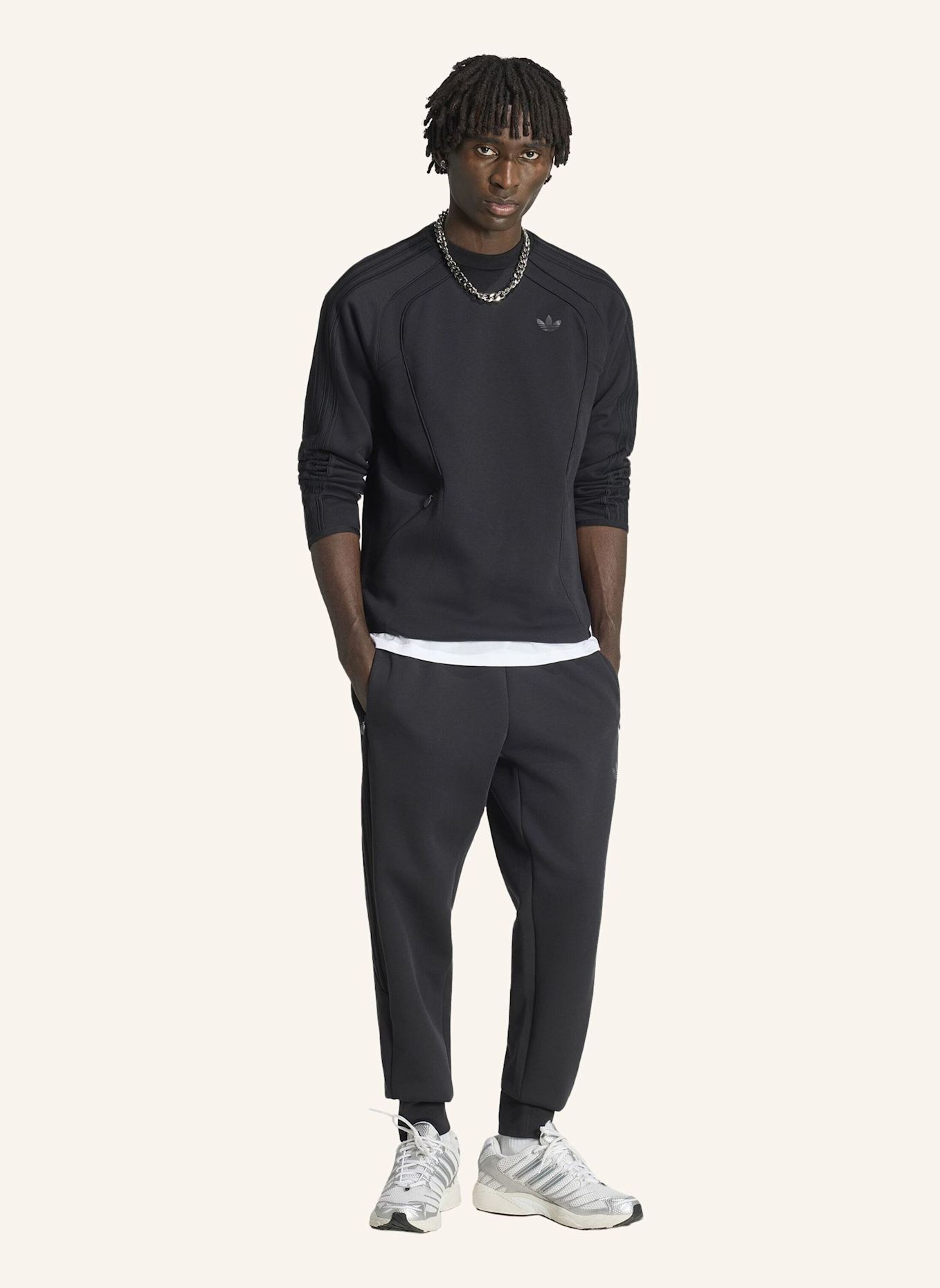 adidas Originals SPACER TEAMGEIST 26 CUTLINE SWEATSHIRT, RUNDHALSAUSSCHNITT: SCHWARZ