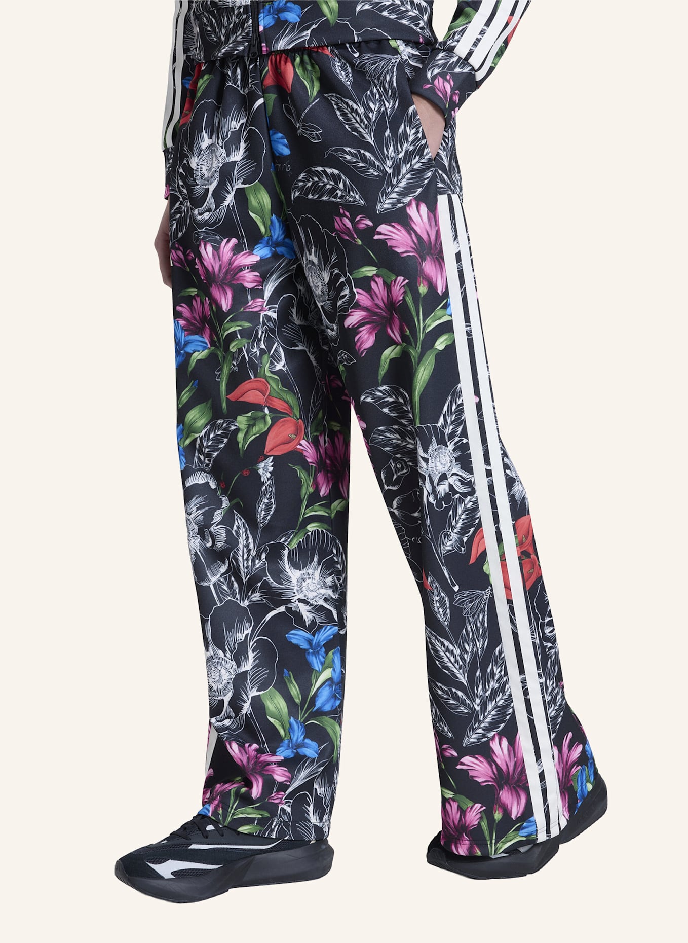 adidas ADIDAS X FARM RIO HOUSE OF TIRO TRAININGSHOSE: SCHWARZ/ WEISS