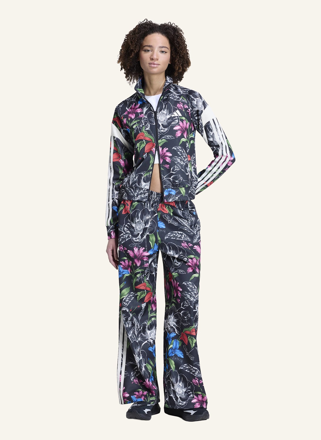 adidas ADIDAS X FARM RIO HOUSE OF TIRO TRAININGSHOSE: SCHWARZ/ WEISS