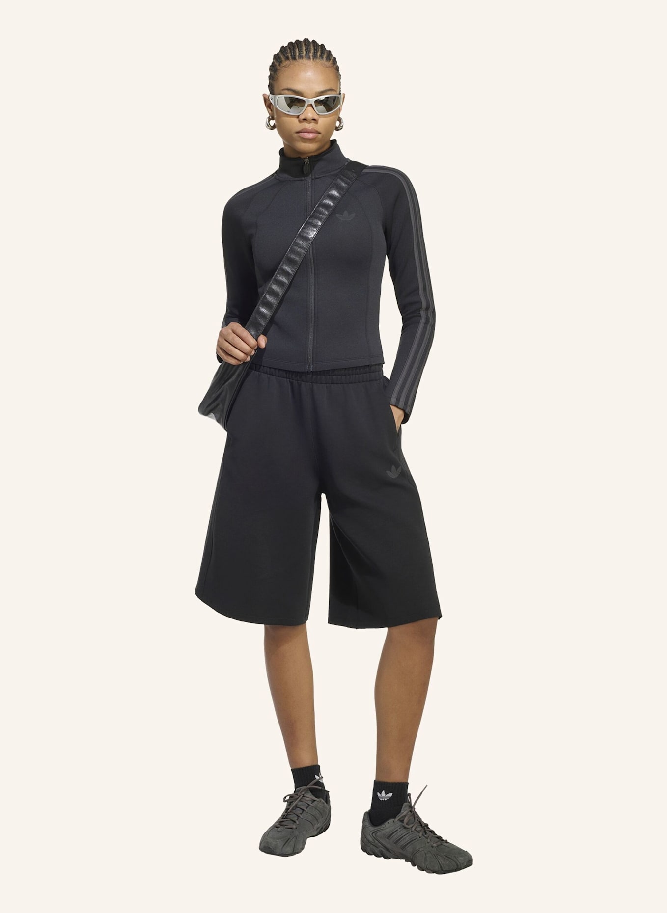 adidas Originals SST 2.0 ORIGINALS JACKE, FIGURBETONT: SCHWARZ