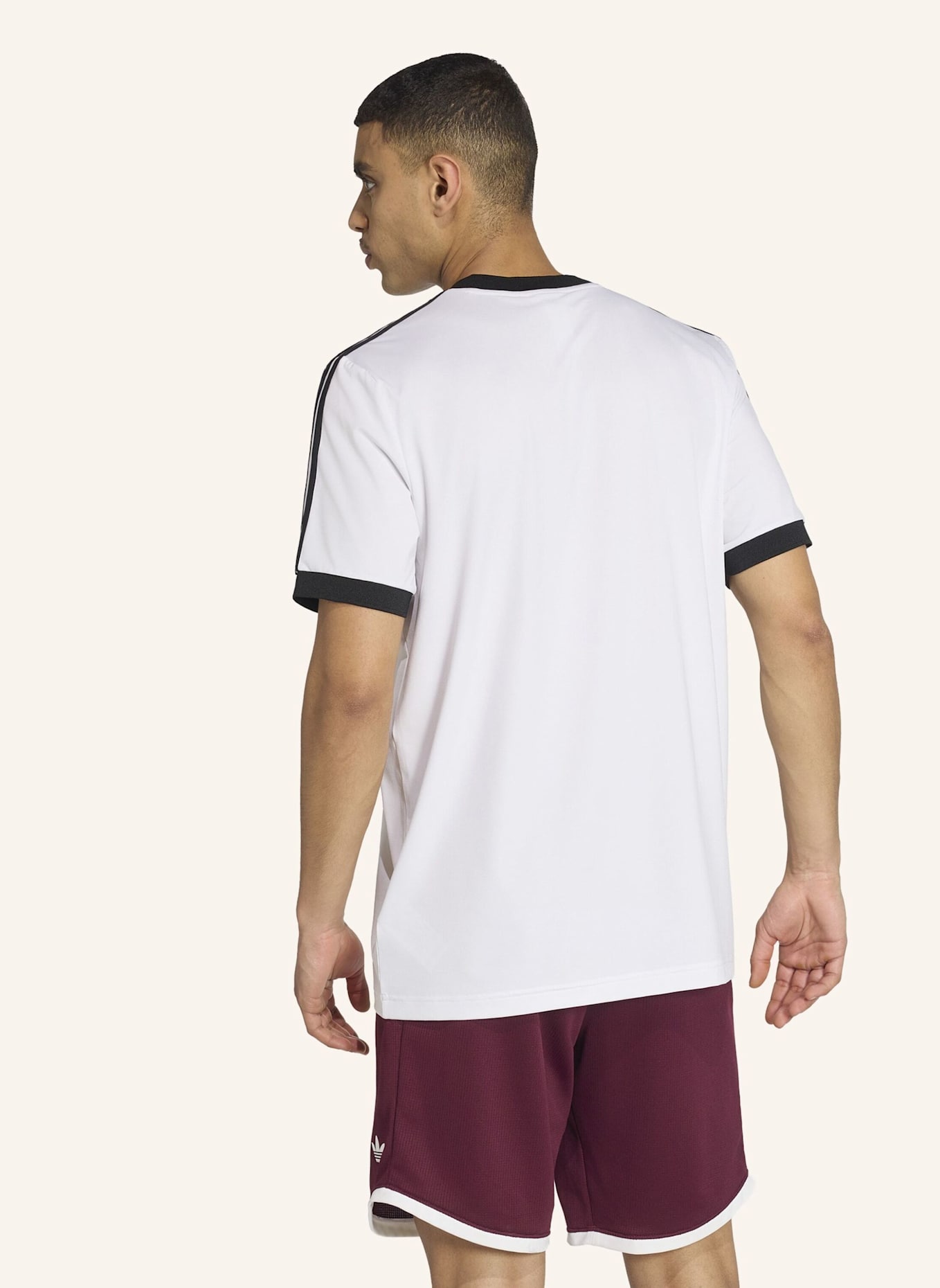 adidas TENNIS CLASSICS T-SHIRT: WEISS
