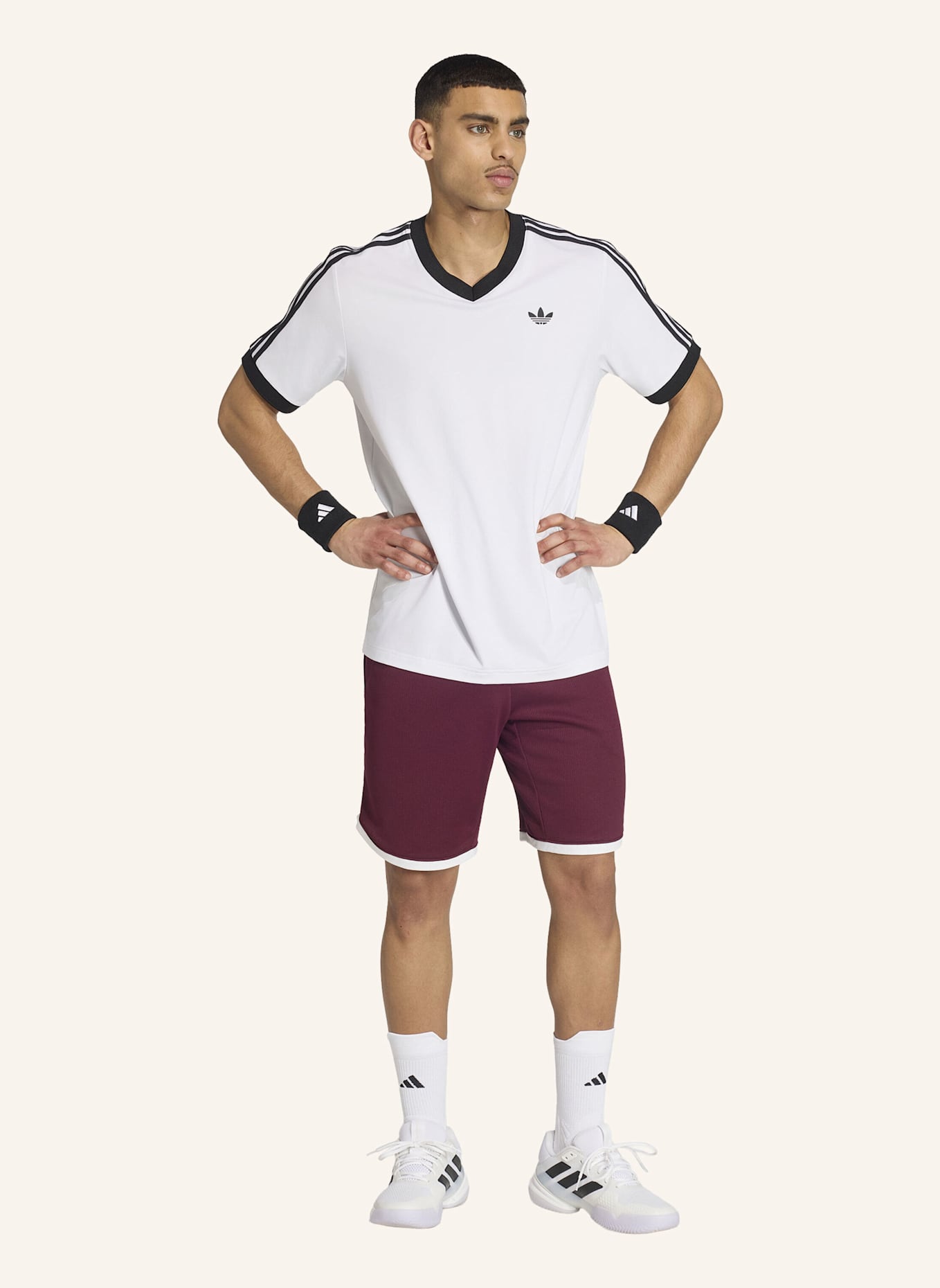adidas TENNIS CLASSICS T-SHIRT: WEISS