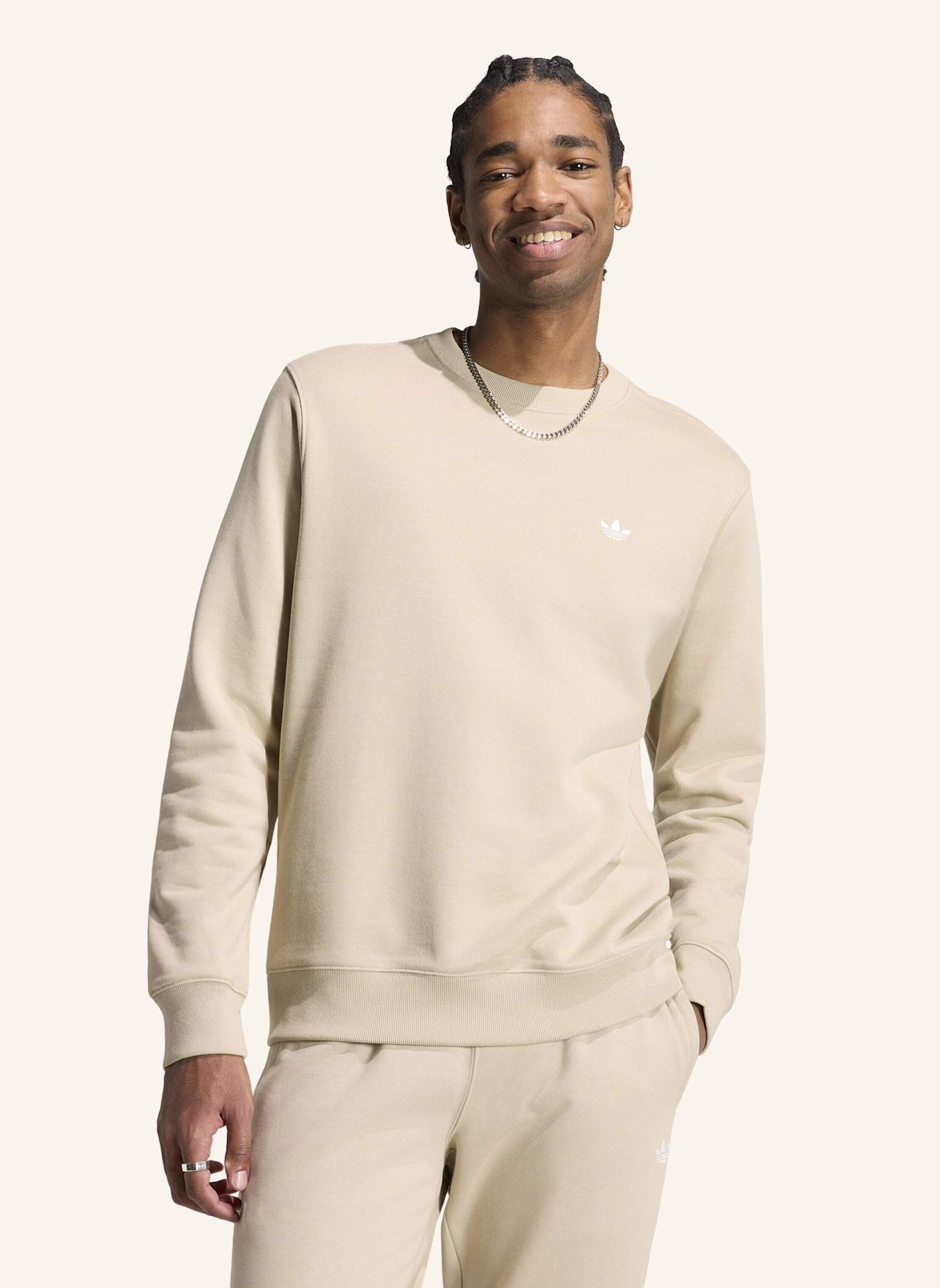 adidas Originals TREFOIL ESSENTIALS CREW FRENCH TERRY SWEATSHIRT: BEIGE