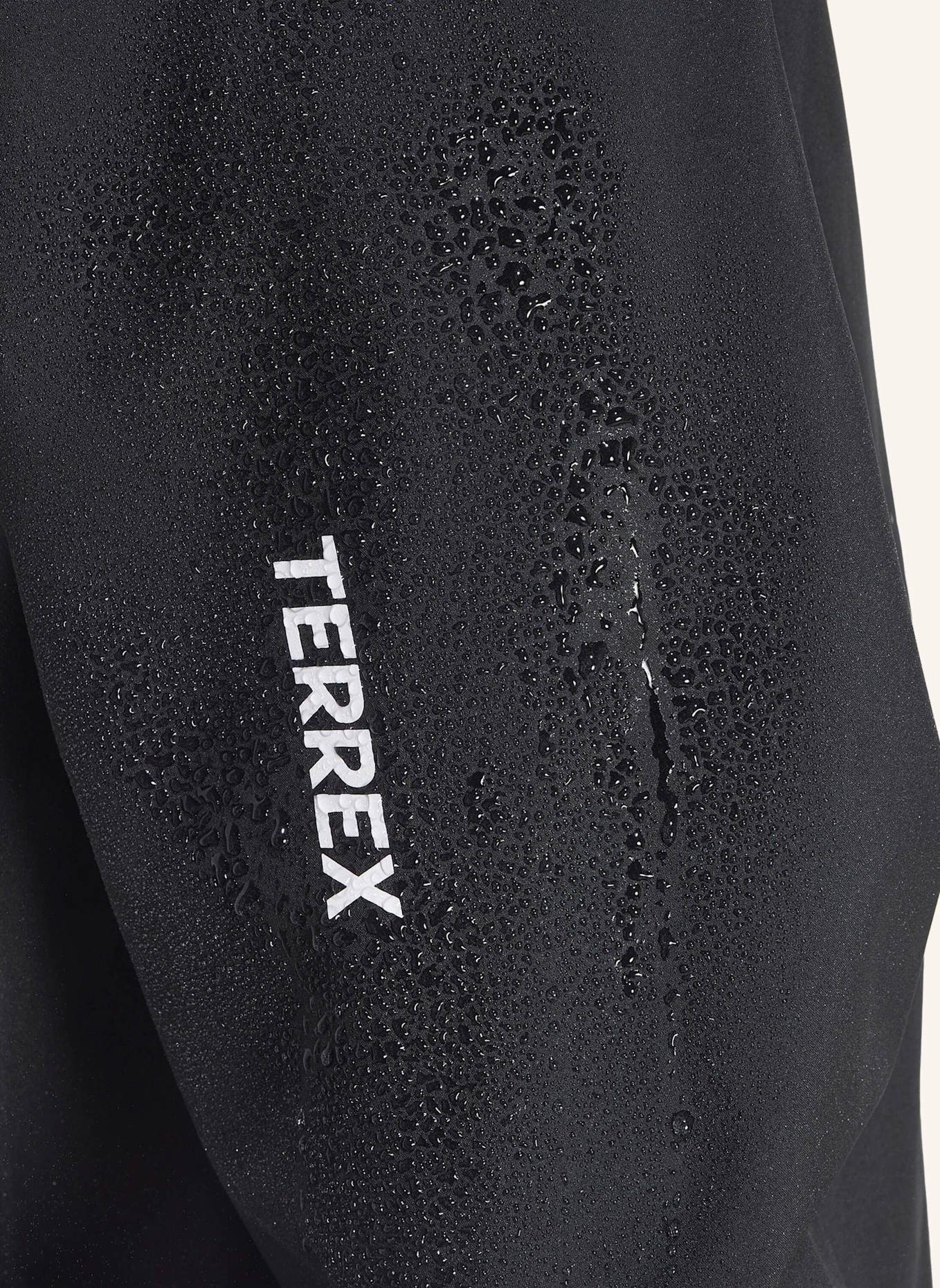 adidas TERREX TERREX MULTI ESSENTIALS CLIMAPROOF REGENJACKE, ZWEILAGIG: SCHWARZ