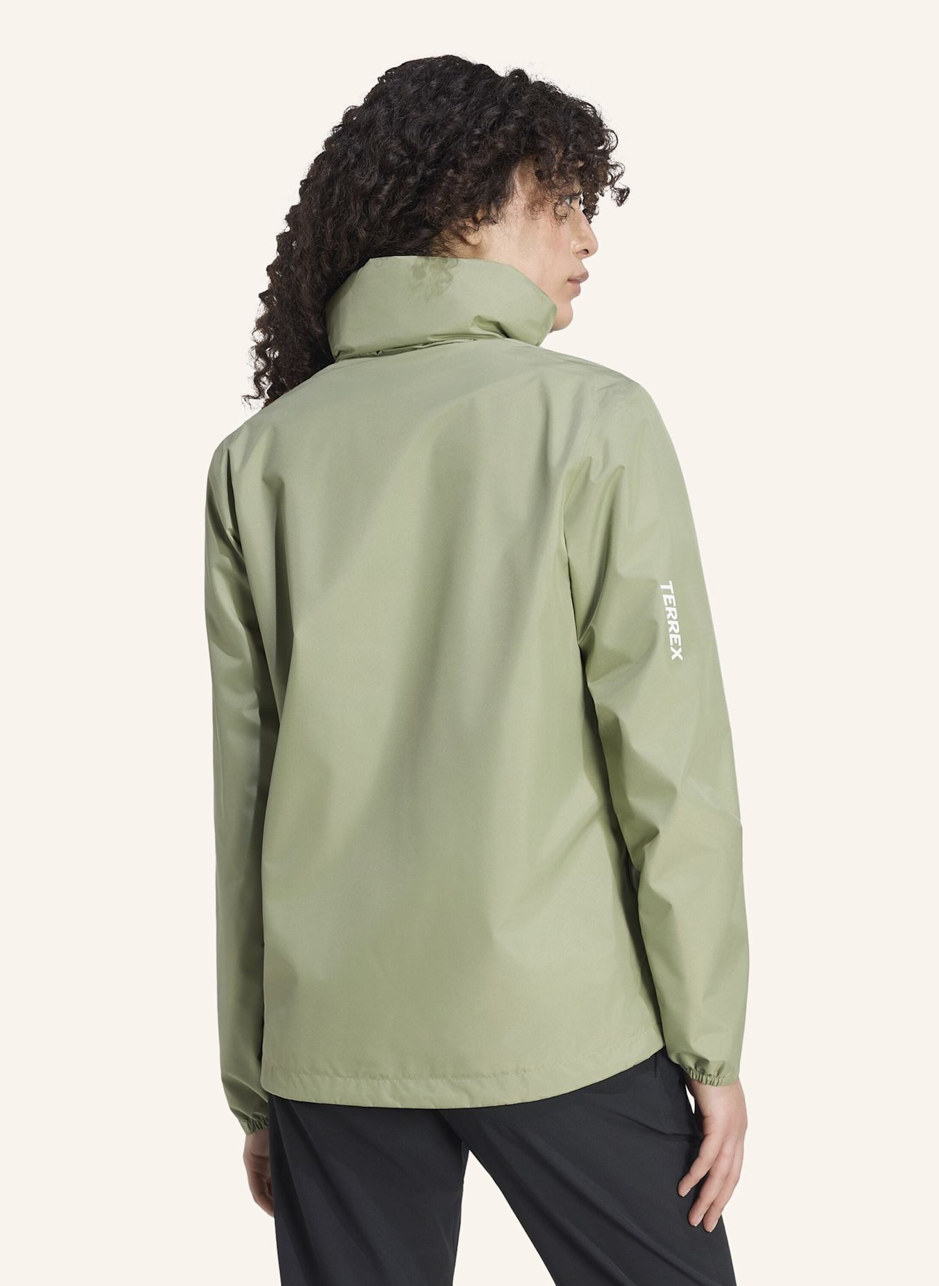 adidas TERREX TERREX MULTI ESSENTIALS CLIMAPROOF REGENJACKE, ZWEILAGIG: GRÜN
