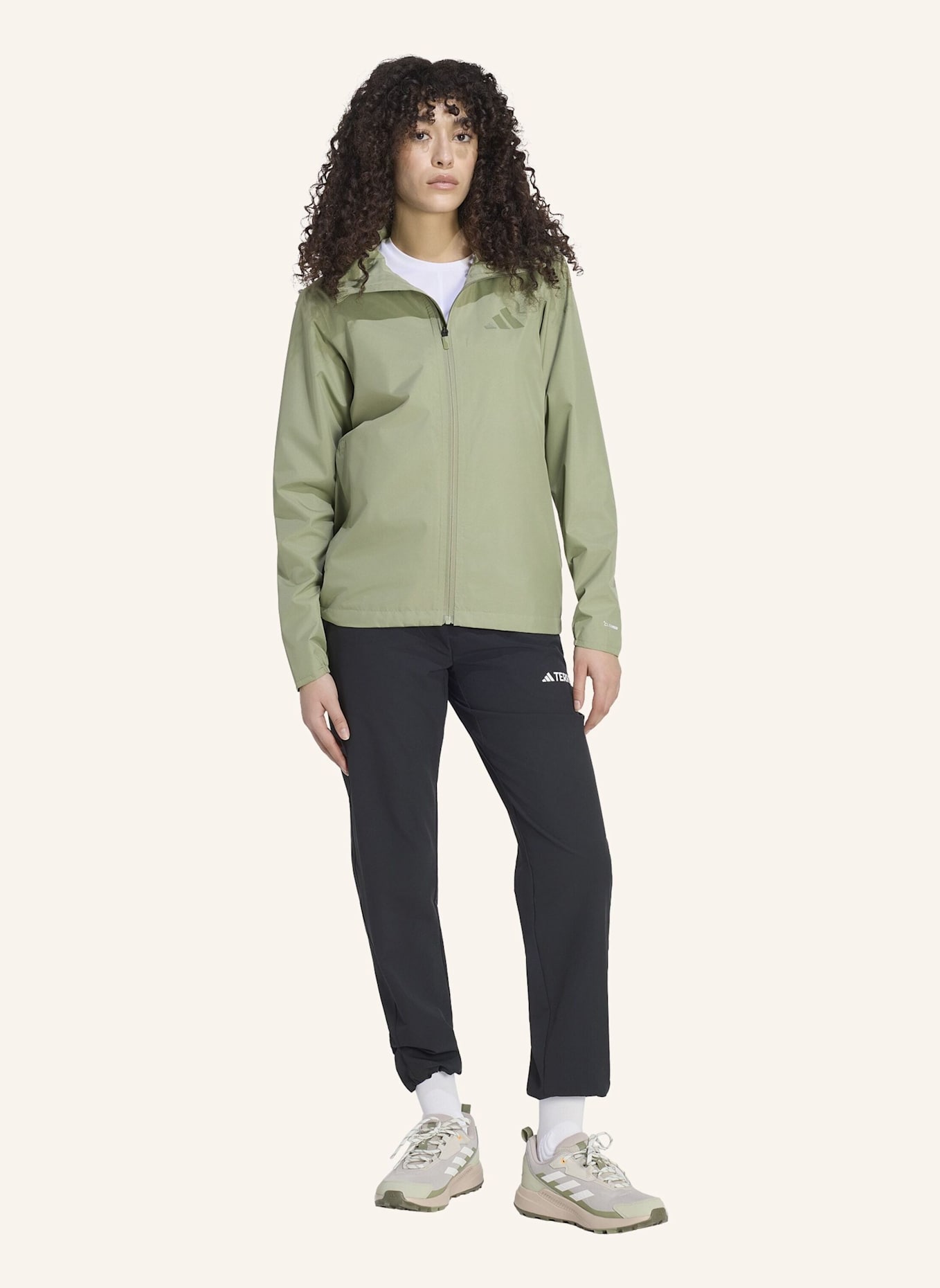adidas TERREX TERREX MULTI ESSENTIALS CLIMAPROOF REGENJACKE, ZWEILAGIG: GRÜN