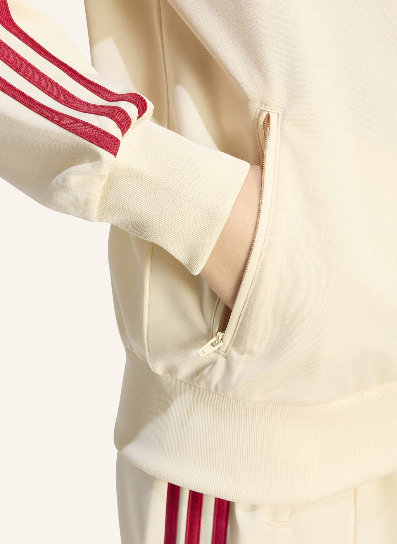 adidas Originals FIREBIRD TRACK TOP LOOSE.: CREME/ ROT