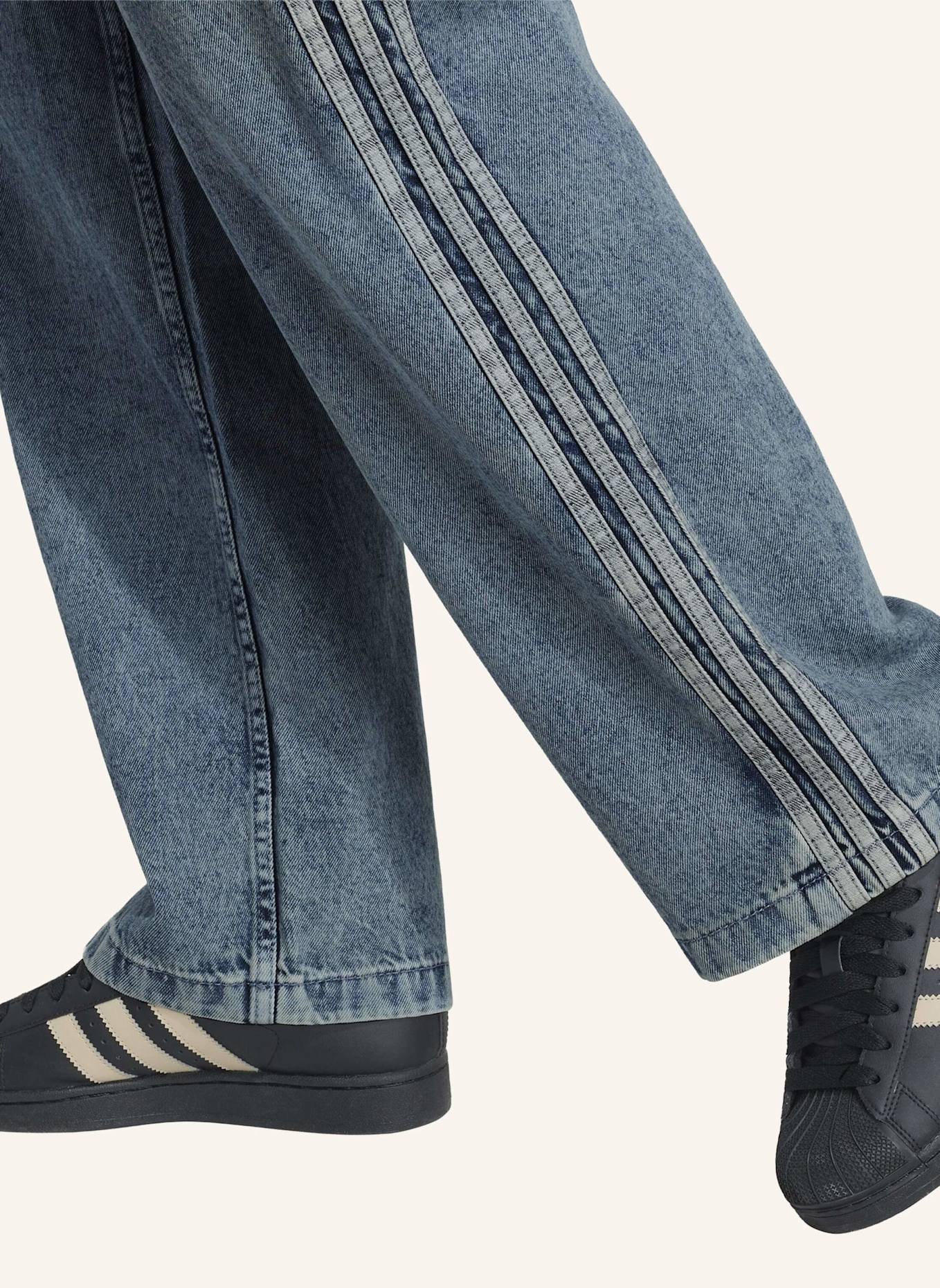 adidas Originals FIREBIRD LOCKER GESCHNITTENE DENIM TRAININGSHOSE: BLAU