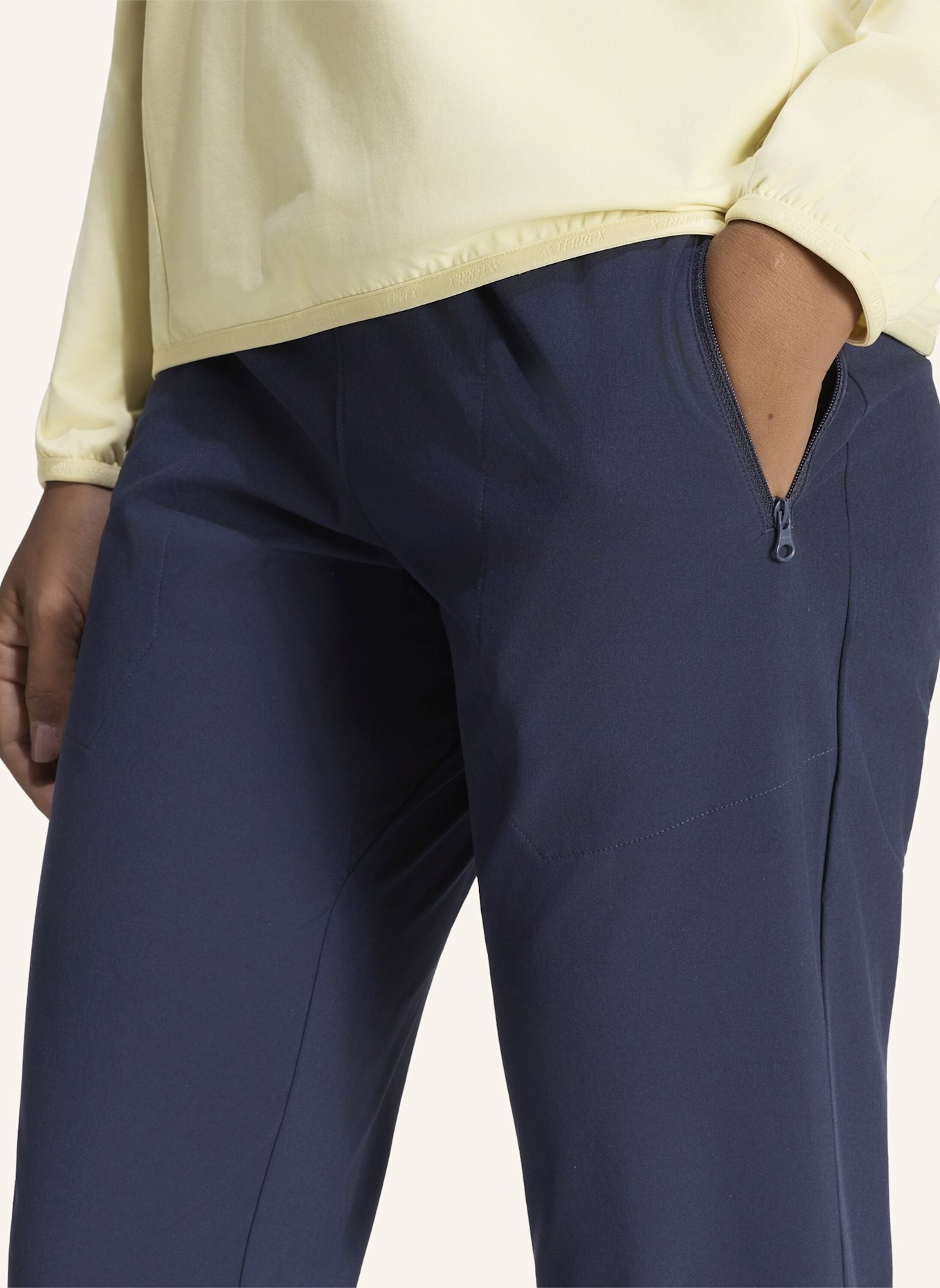 adidas TERREX TERREX MULTI ESSENTIALS STRETCH HOSE: BLAU