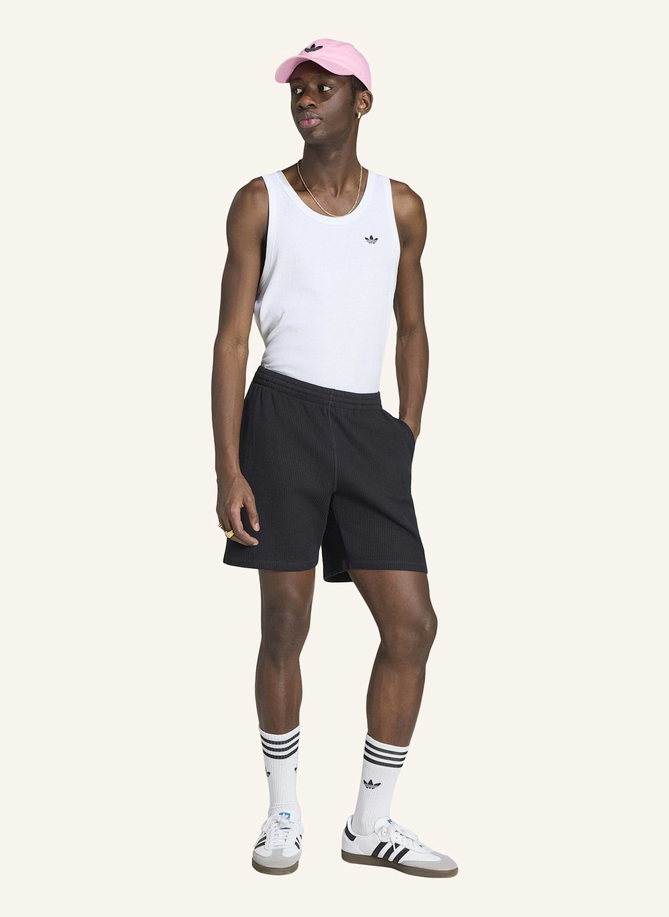 adidas Originals TREFOIL ESSENTIALS WAFFELSTRICK-SHORTS: SCHWARZ