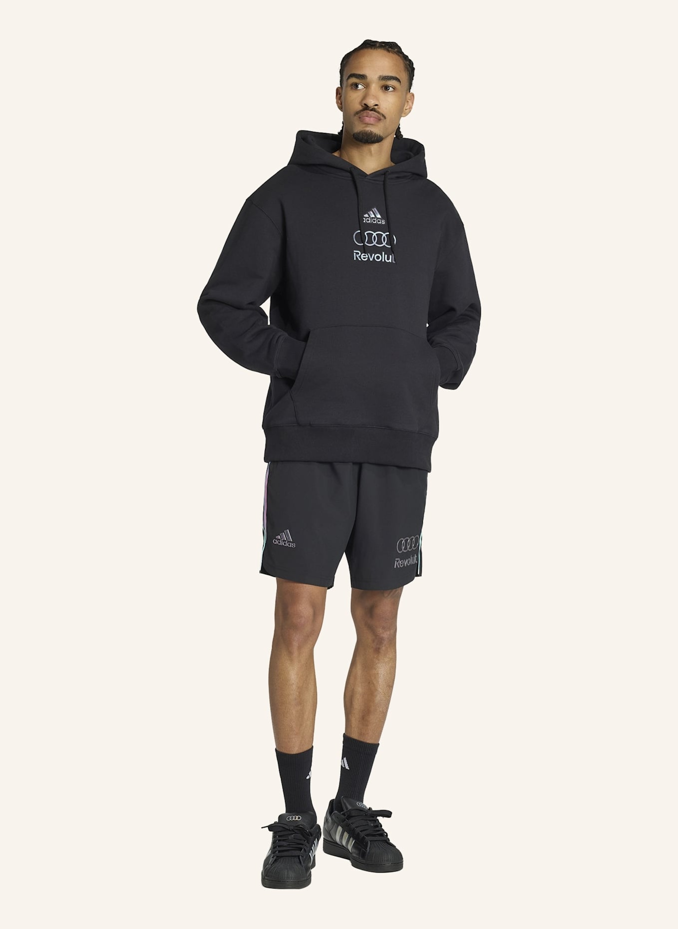 adidas AUDI REVOLUT F1 TEAM TEAMGEIST SHORTS: SCHWARZ