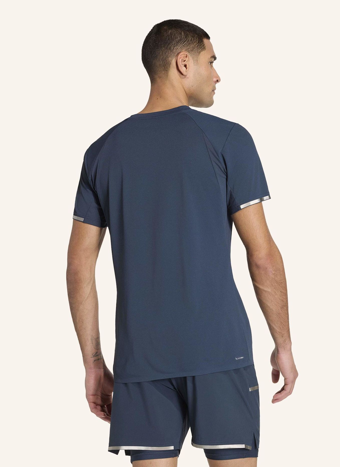 adidas TENNIS CLIMACOOL+ FREELIFT T-SHIRT PRO: SCHWARZ