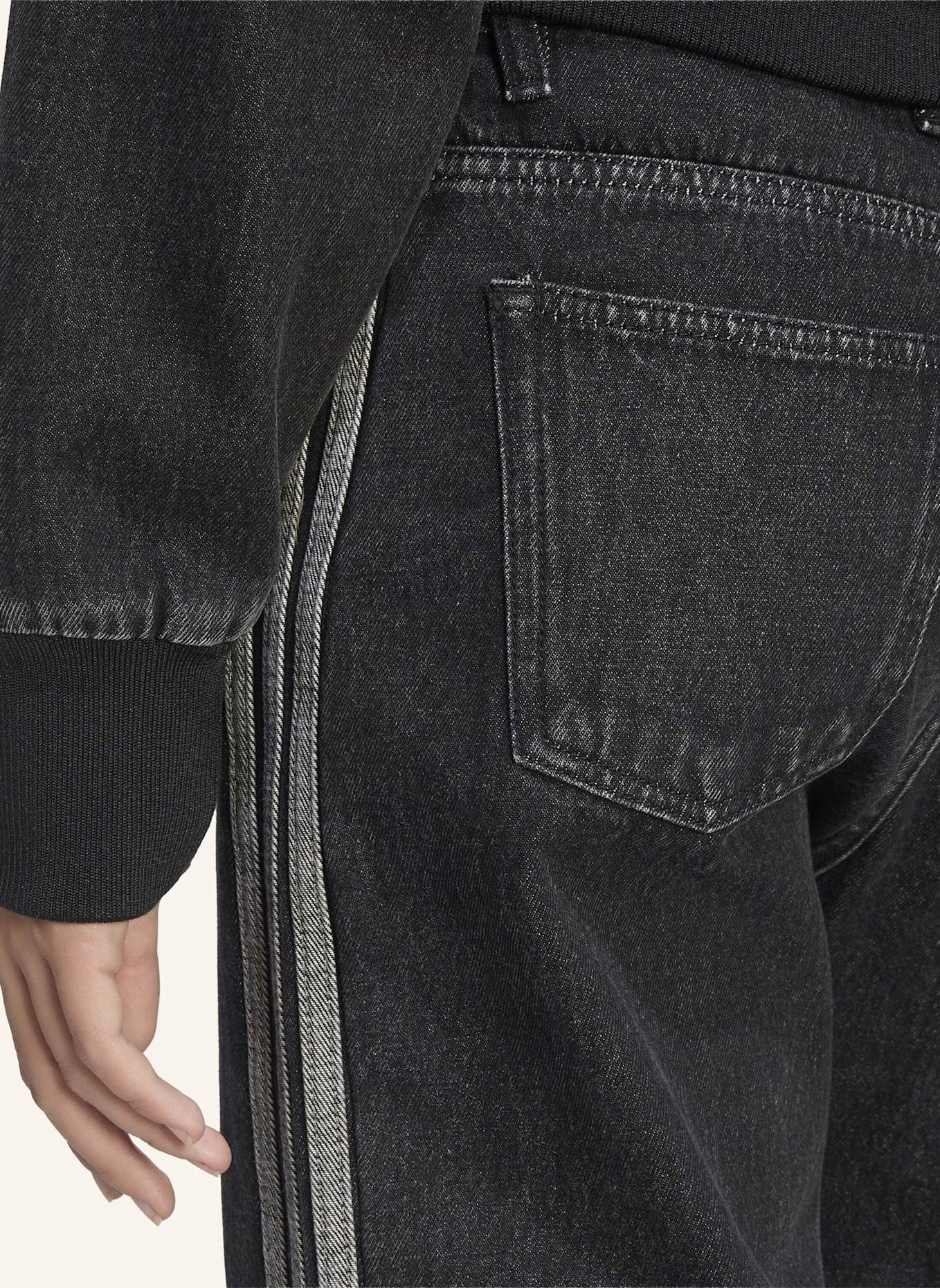 adidas Originals FIREBIRD JEANSHOSE MIT MITTELHOHEM BUND, GERADE GESCHNITTEN: SCHWARZ