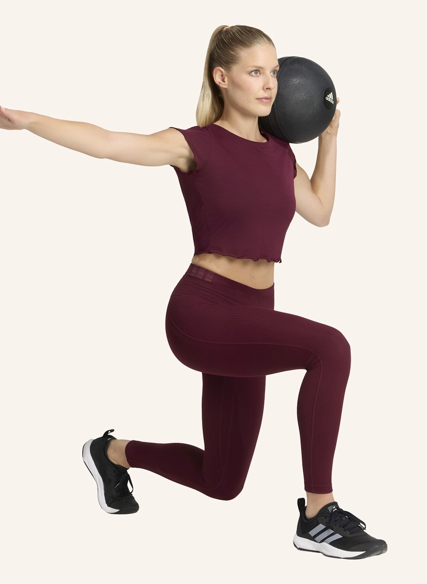 adidas ALL ME LEGGINGS, GERIPPT: ROT