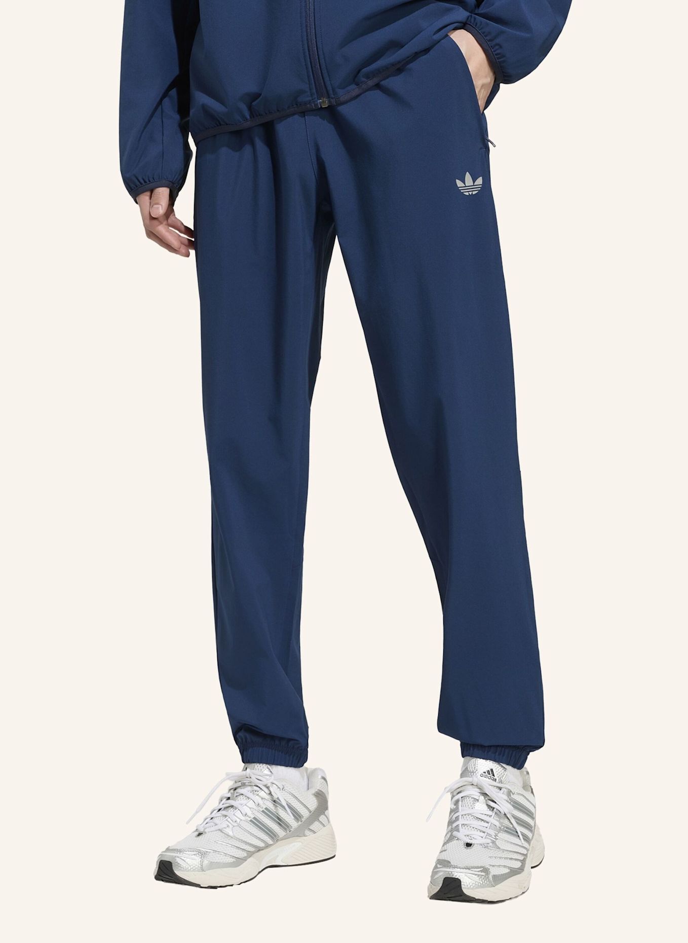 adidas Originals TECH TREFOIL ESSENTIALS TRAININGSHOSE: BLAU